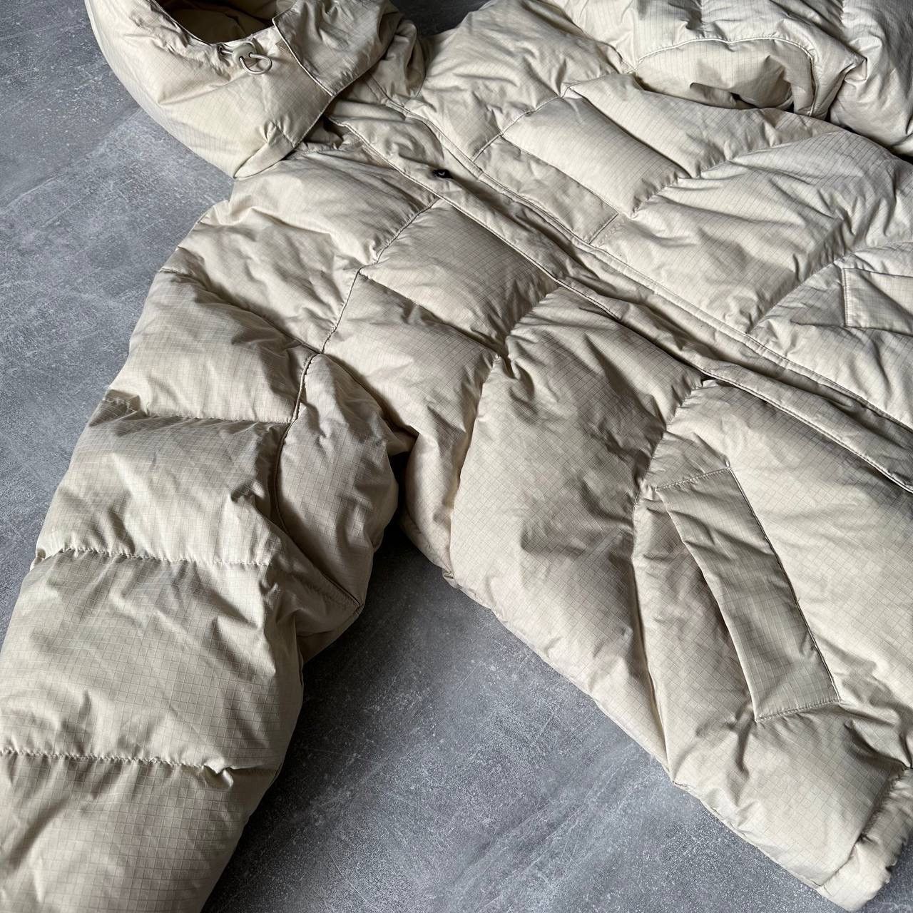 Nike × Vintage Nike Vintage beige USA y2k Down Puffer Jacket bomber coat Size US L / EU 52-54 / 3 - 6 Thumbnail