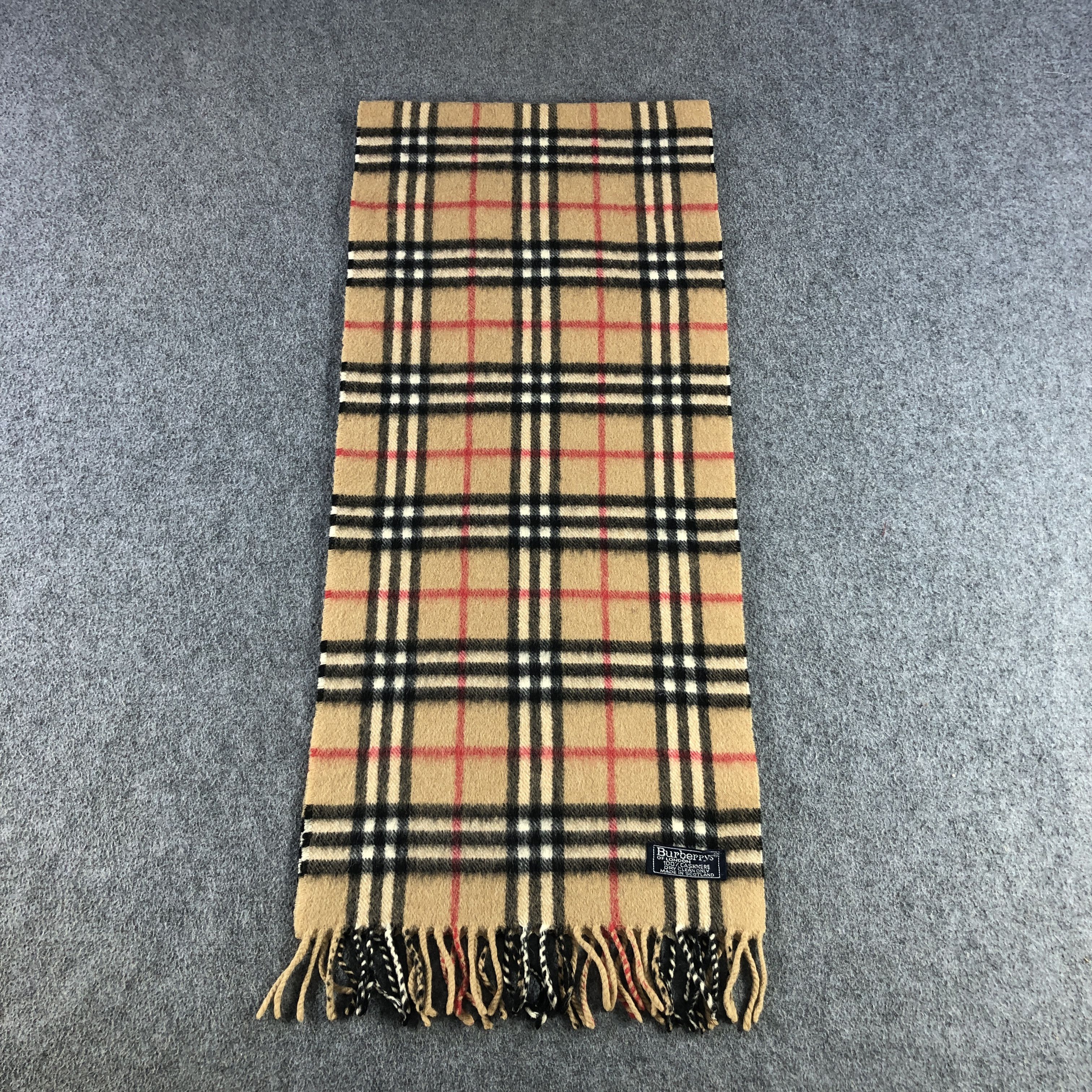 Burberry Burberry Tan Nova Check Cashmere Scarf Muffler V2859 Size ONE SIZE - 2 Thumbnail