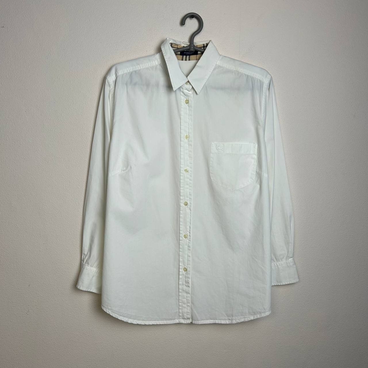 Burberry Luxury Burberry Small logo basic button white designer shirt Size XL / US 12-14 / IT 48-50 - 1 Thumbnail