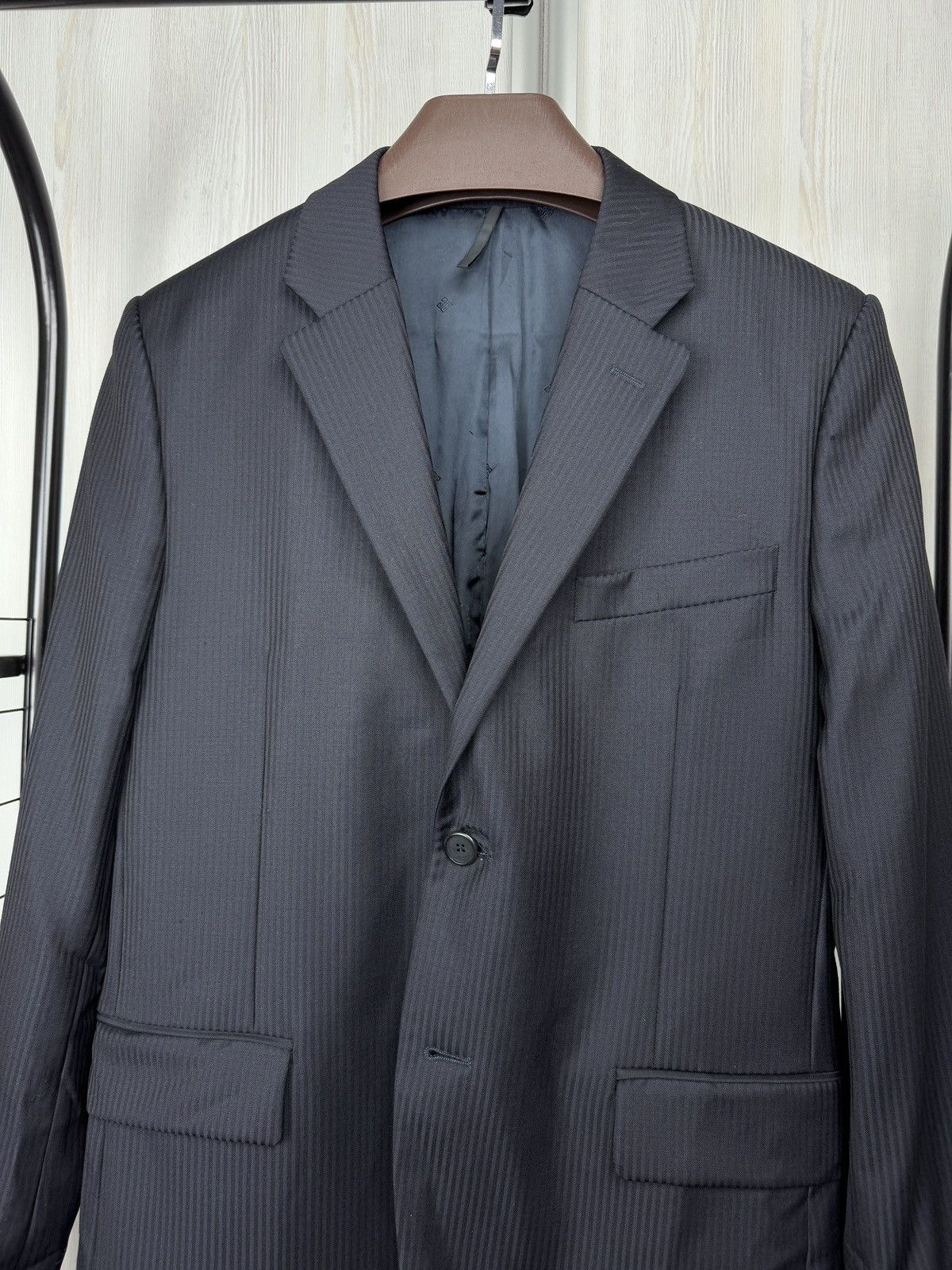 Givenchy Givenchy Paris Navy Blue Wool Pinstripe blazer sport coat Size 38R - 3 Thumbnail