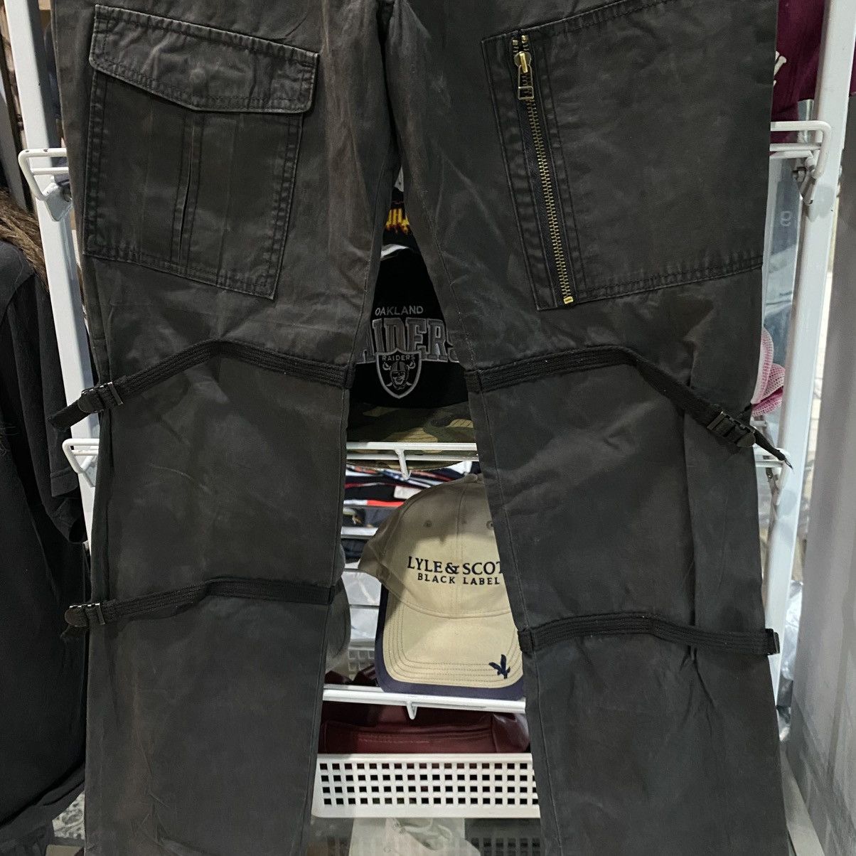 ABAHOUSE Japanese Abahouse Bondage Cargo Semantic Denim Rare Design Size US 32 / EU 48 - 4 Thumbnail