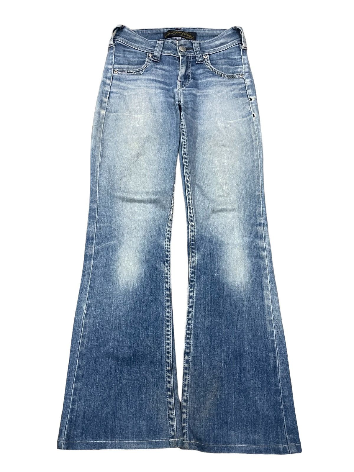 Levi's Vintage Levi’s Womenswear Low Rise Blue Wash Flare Jeans Size 25" / US 0 / IT 36 - 1 Thumbnail