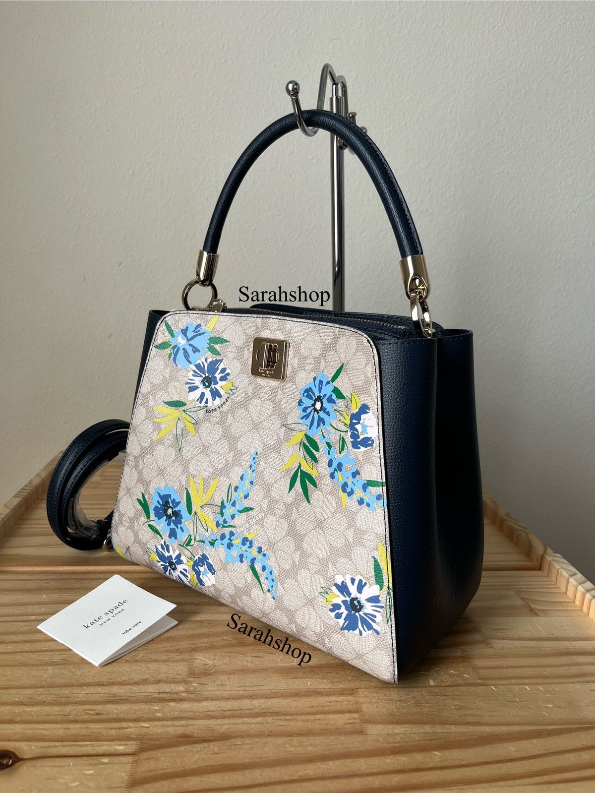 Kate Spade Kate Spade Spade Flower Floral Medium Top Handle Satchel Size ONE SIZE - 1 Thumbnail