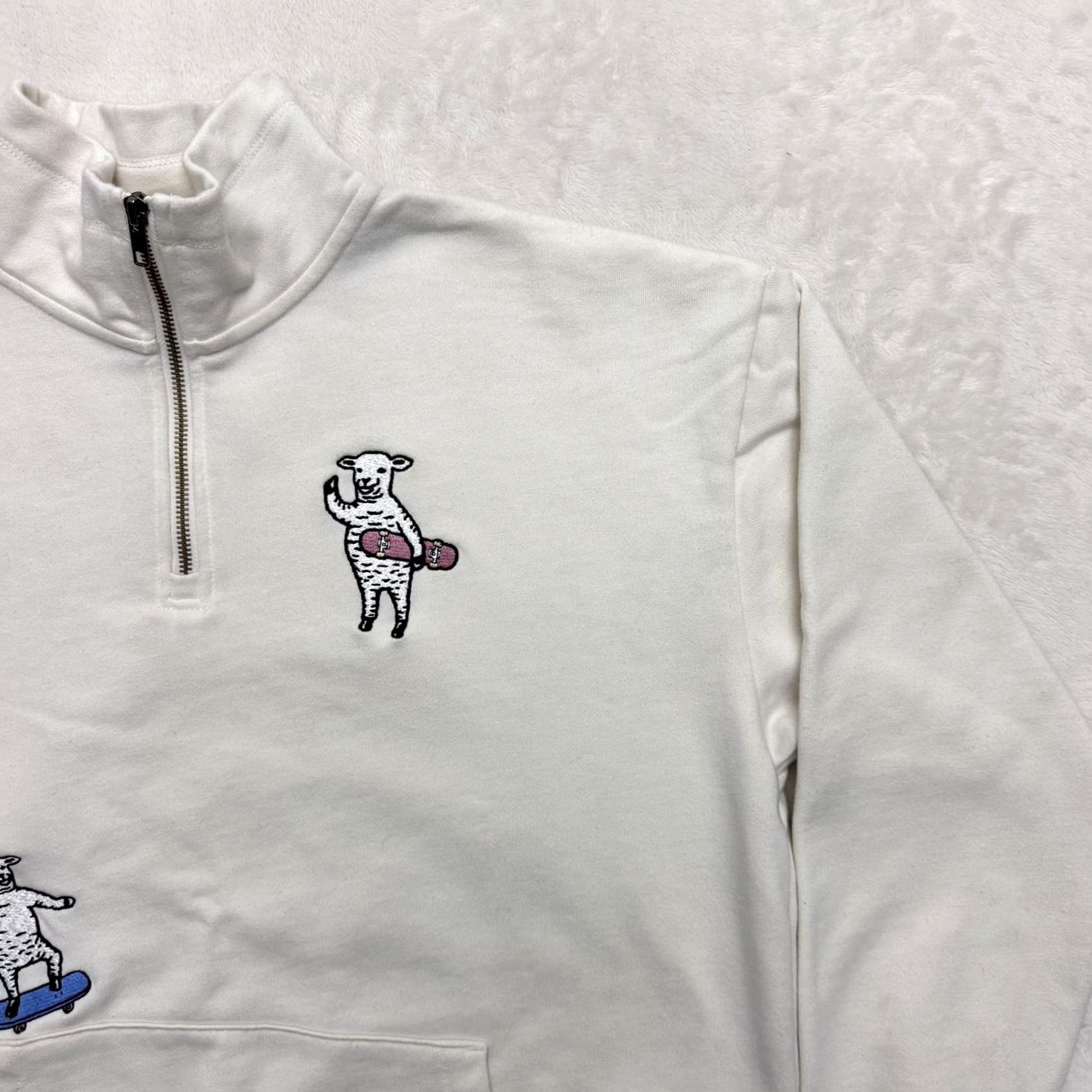 Vintage graniph Sweatshirt Mens M White Graphic Print 1/4 Zip Pullover Lambchop Skateboarding Animals Sports Pockets Size US M / EU 48-50 / 2 - 3 Thumbnail