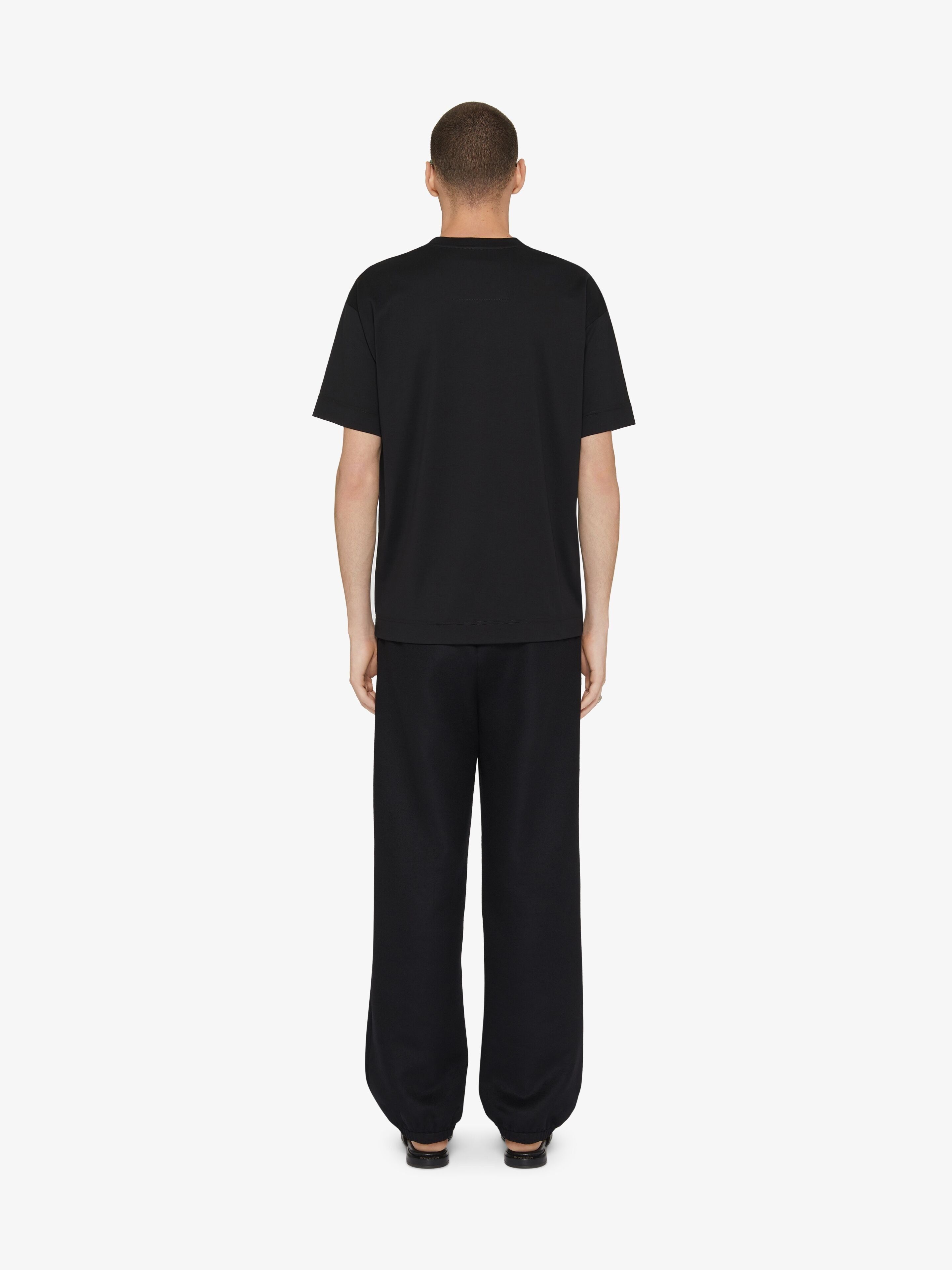 Givenchy o1w1db10925 Regular Fit T-Shirt in Black Size US XXL / EU 58 / 5 - 4 Thumbnail