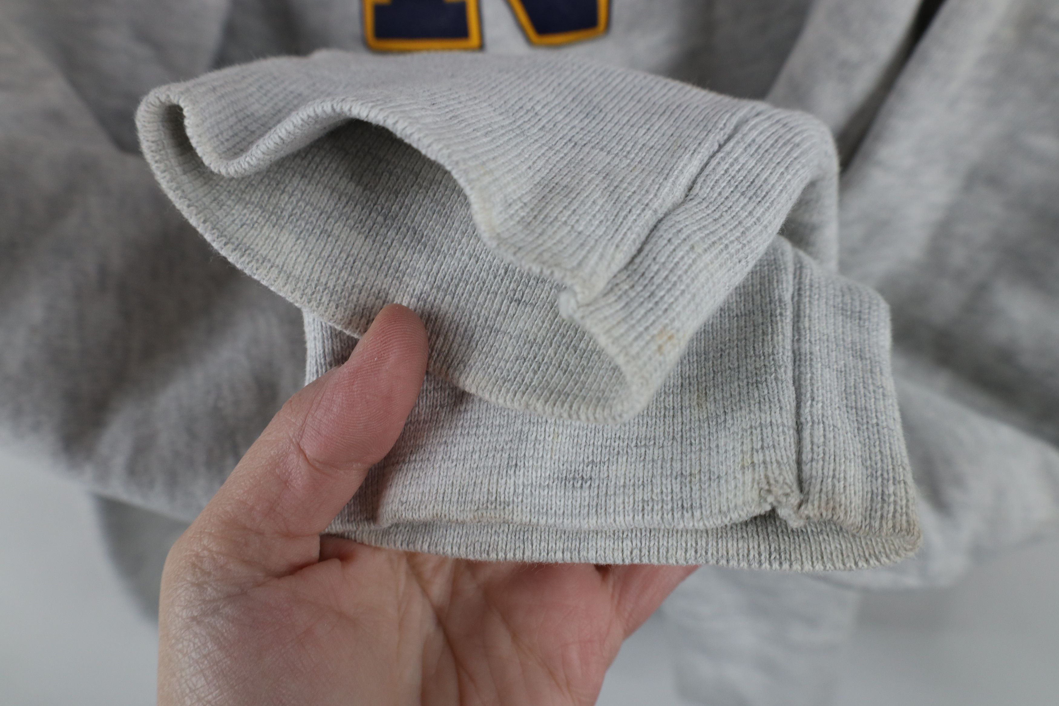 Vintage Vintage 90s Notre Dame University Football Hoodie Gray USA Size US XL / EU 56 / 4 - 8 Thumbnail