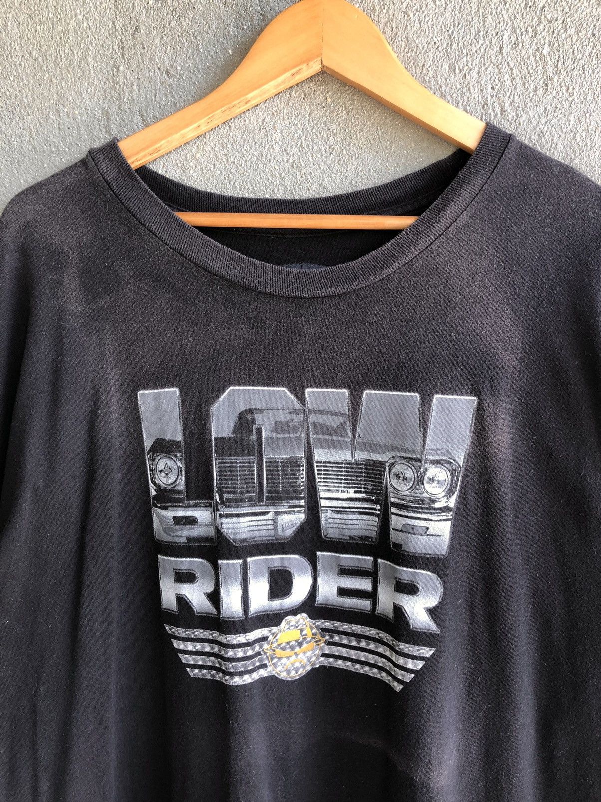 Japanese Brand × Vintage Vintage Y2K Low Rider faded black graphic t shirt Size US L / EU 52-54 / 3 - 3 Thumbnail