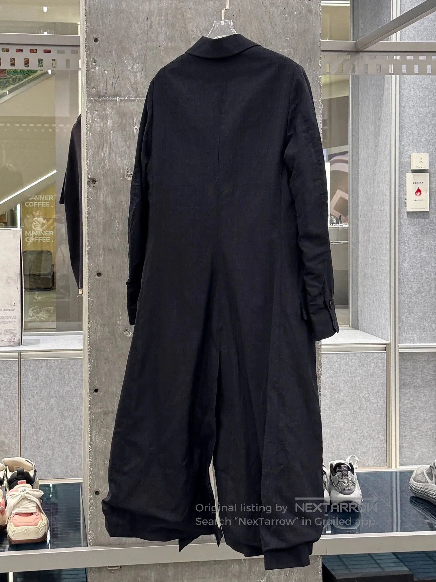 Paul Harnden Shoemakers Long Black Coat with Button Closure. Size US S / EU 44-46 / 1 - 2 Thumbnail