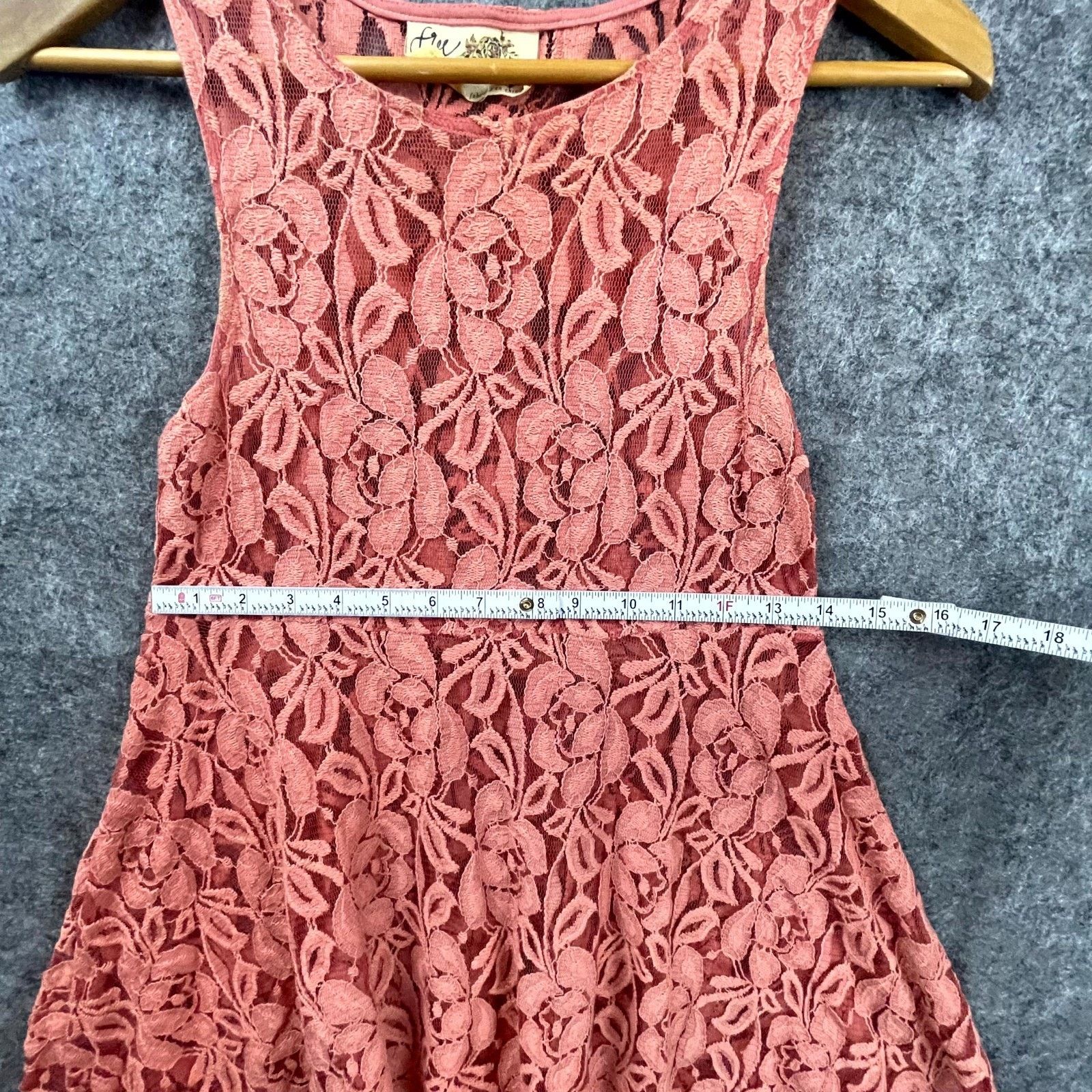 Free People Free People Dress Womens XS Coral Peachy Lace Sheer Flirty Size XS / US 0-2 / IT 36-38 - 3 Thumbnail