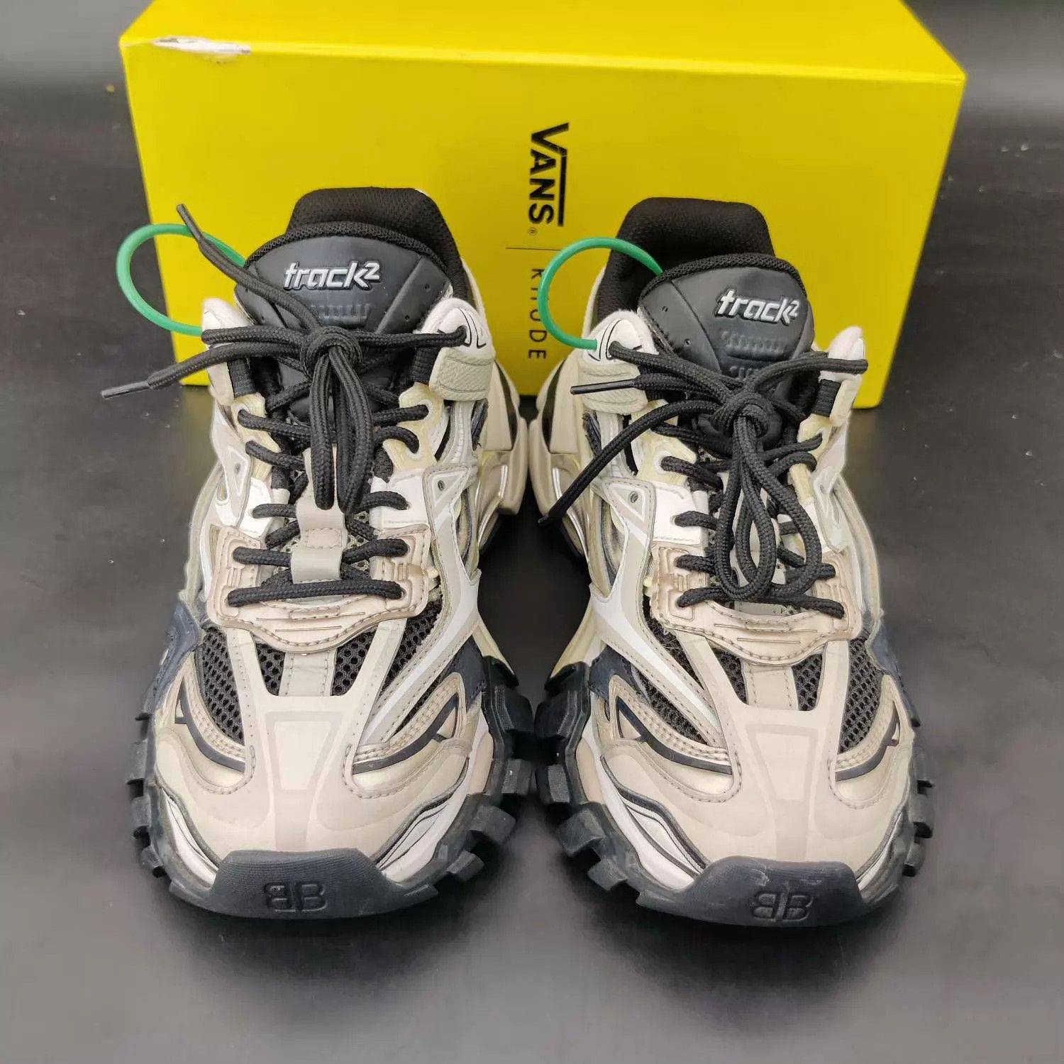 Balenciaga Balenciaga Track 2 Cream/Black 37 Worn 2x, No Sole Wear Size US 6.5 / IT 36.5 - 2 Thumbnail