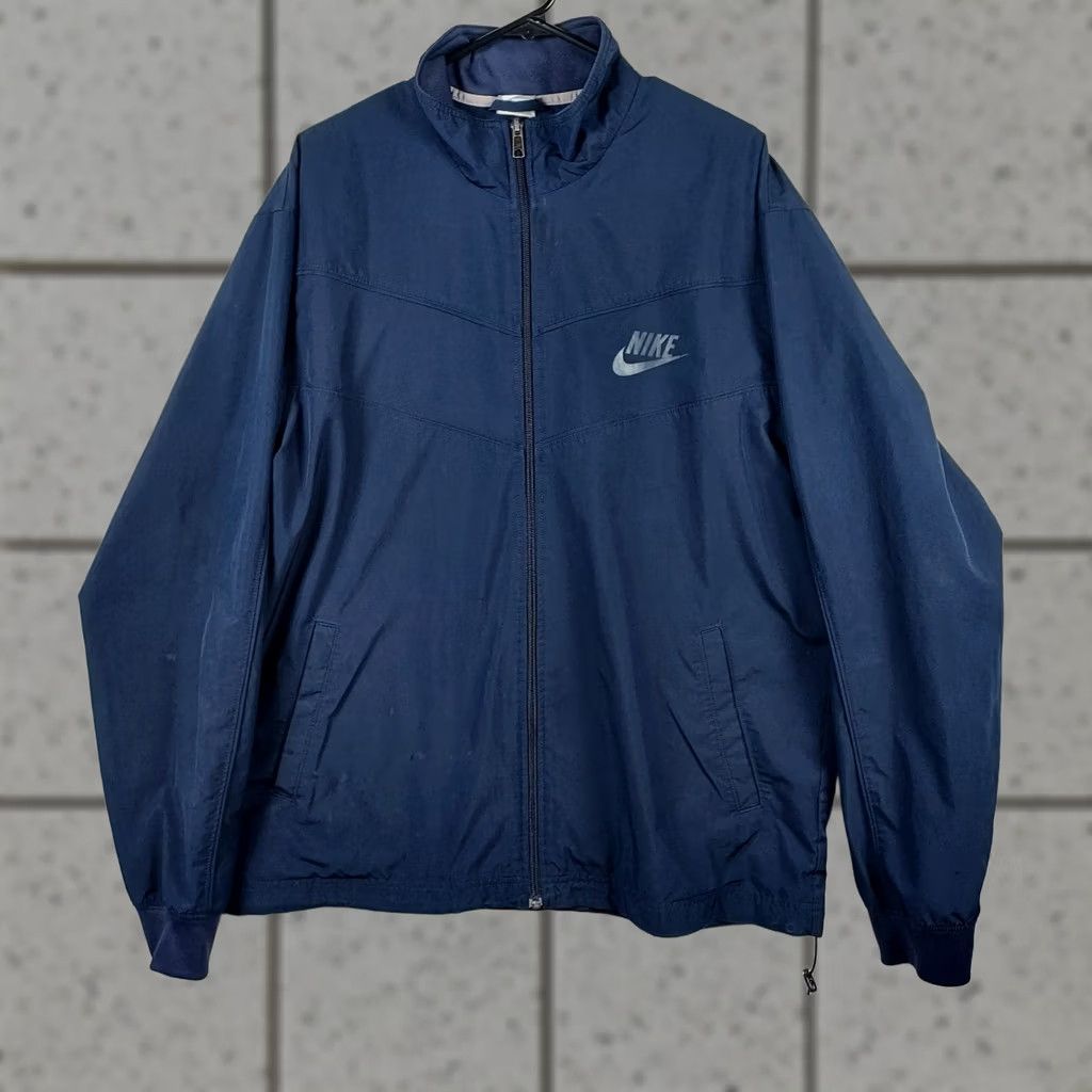 Nike Nike Men’s XL Lightweight Full‑Zip Track Jacket Navy Sportswear Jacket Mens XL Navy Blue Lightweight Track Jacket Sportswear Nike Running & Jogging Size US XL / EU 56 / 4 - 1 Thumbnail