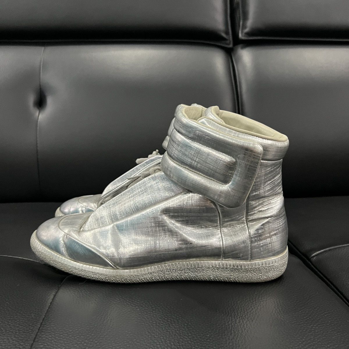 Maison Margiela Maison Margiela “Future” Liquid Silver High-Top Sneakers Size US 7 / EU 40 - 4 Thumbnail