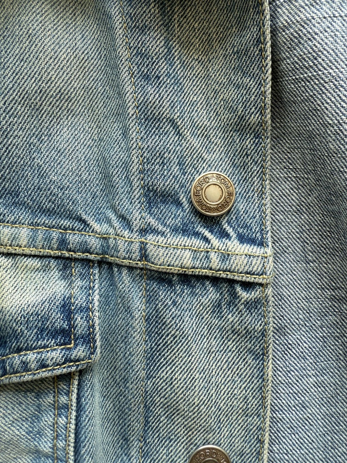 Tom Ford Tom Ford Medium Wash Denim Jacket Size US XXL / EU 58 / 5 - 7 Thumbnail