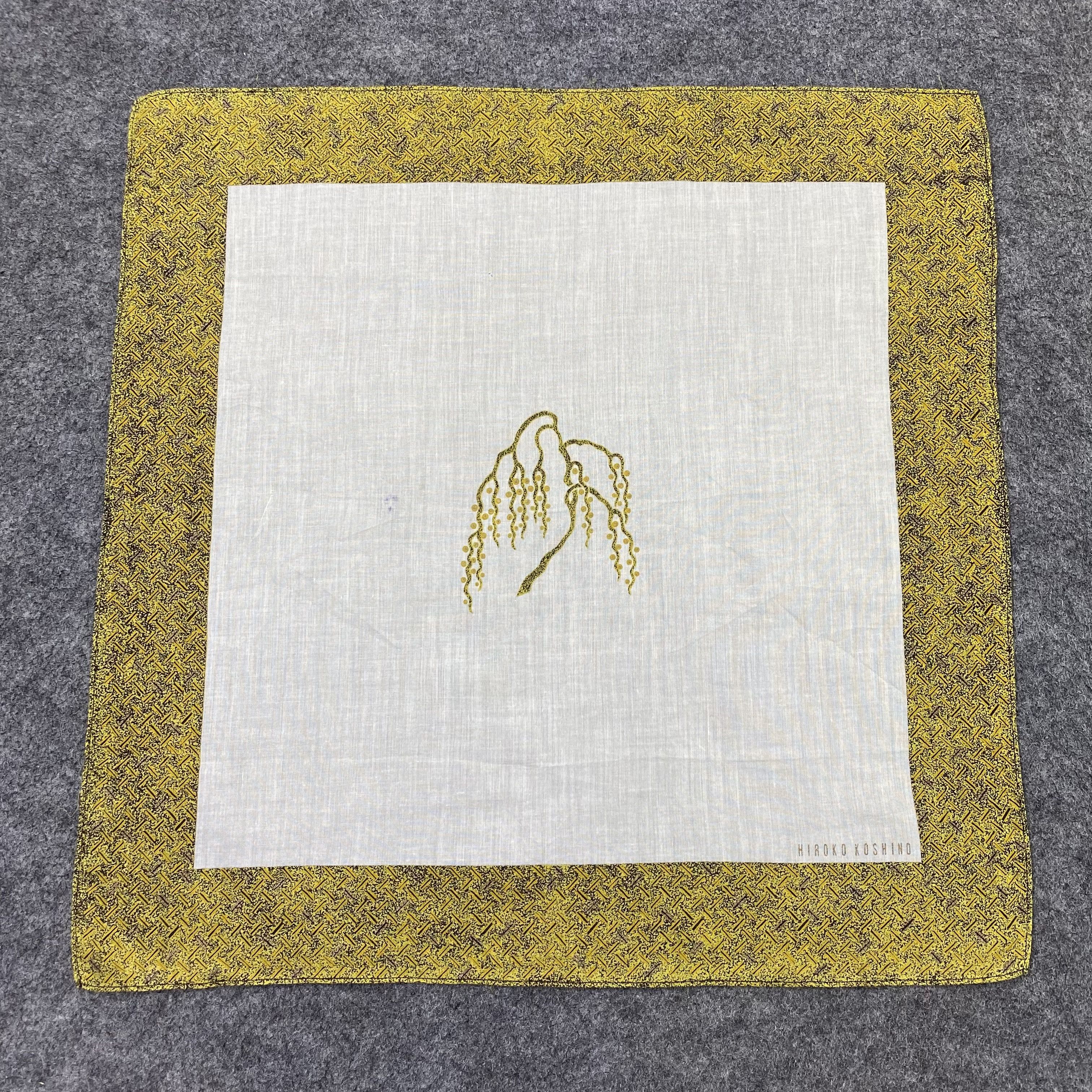 Japanese Brand Hiroko Koshino Handkerchief / Bandana / Neckerchief-B2328 Size ONE SIZE - 3 Thumbnail