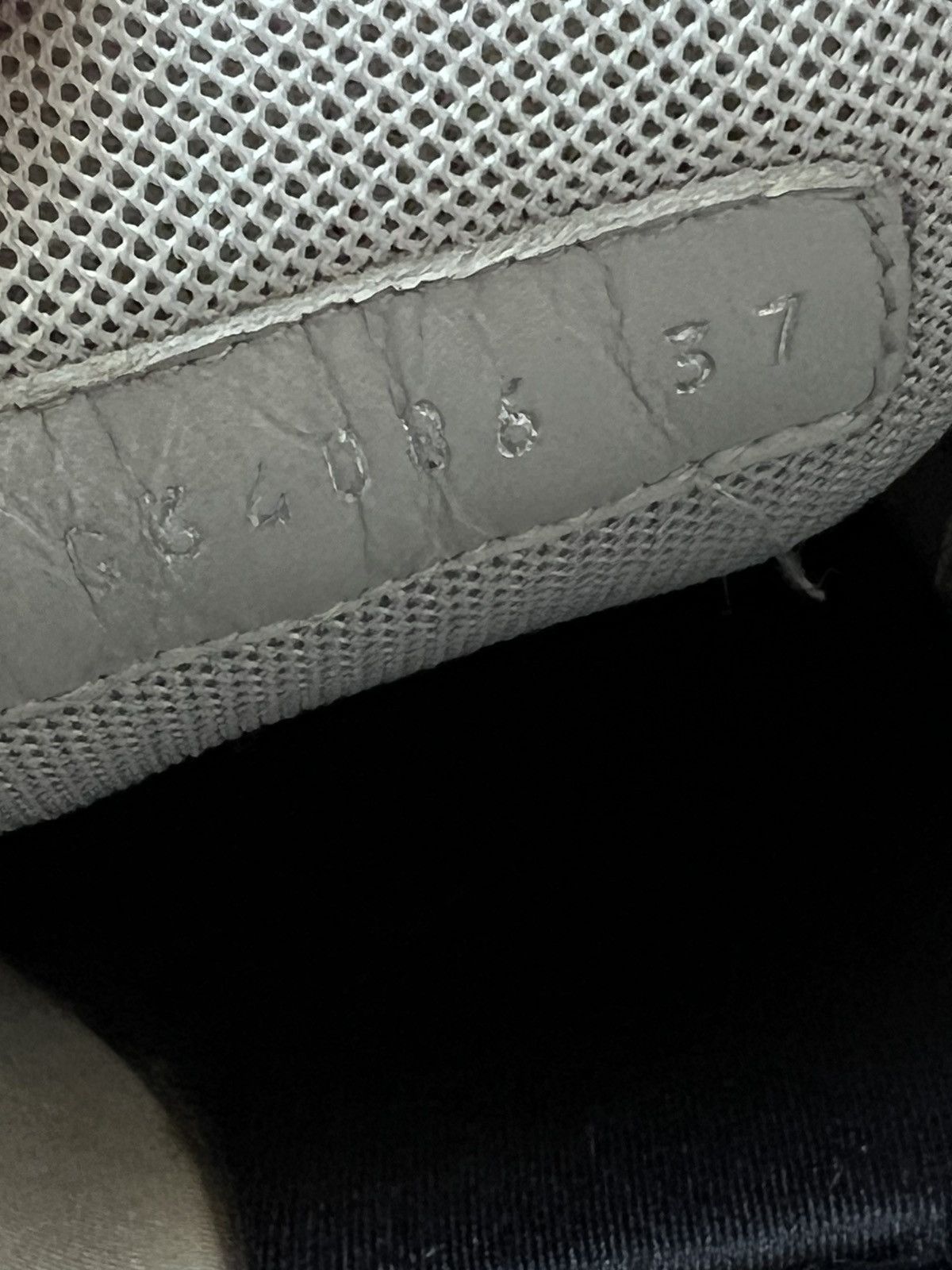Chanel CHANEL 18k Interlocking CC Sneaker Size 6.5 Women’s (EU 37) Size US 6.5 / IT 36.5 - 8 Thumbnail