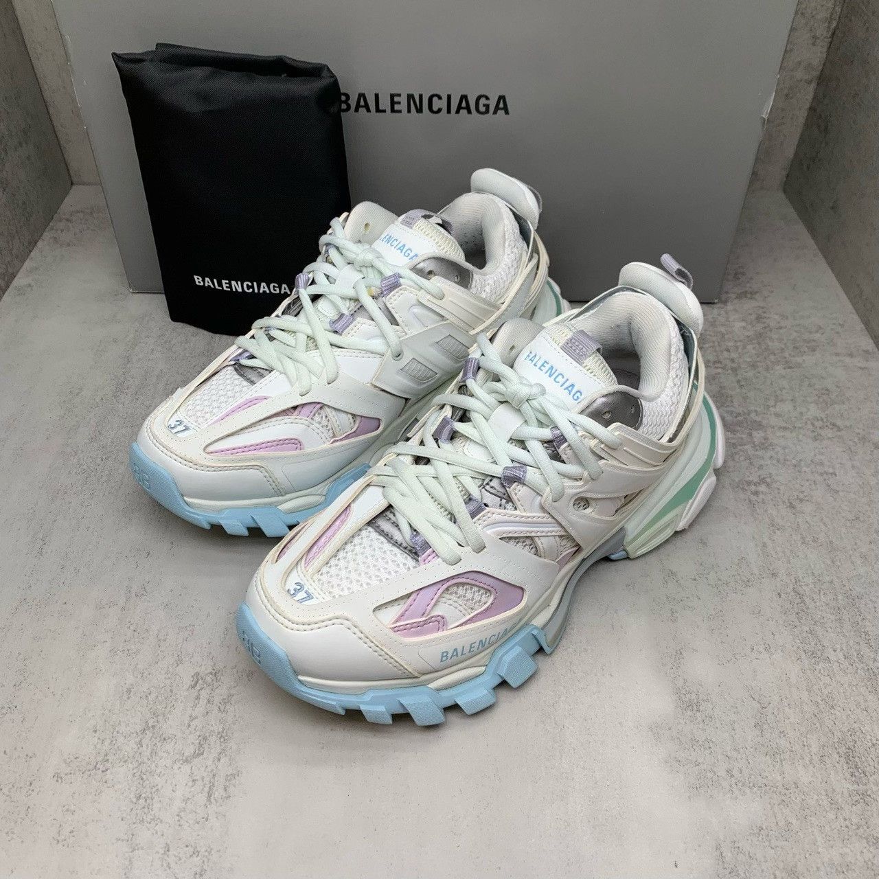 Balenciaga Balenciaga Track Sneakers Size US 6 / IT 36 - 1 Thumbnail
