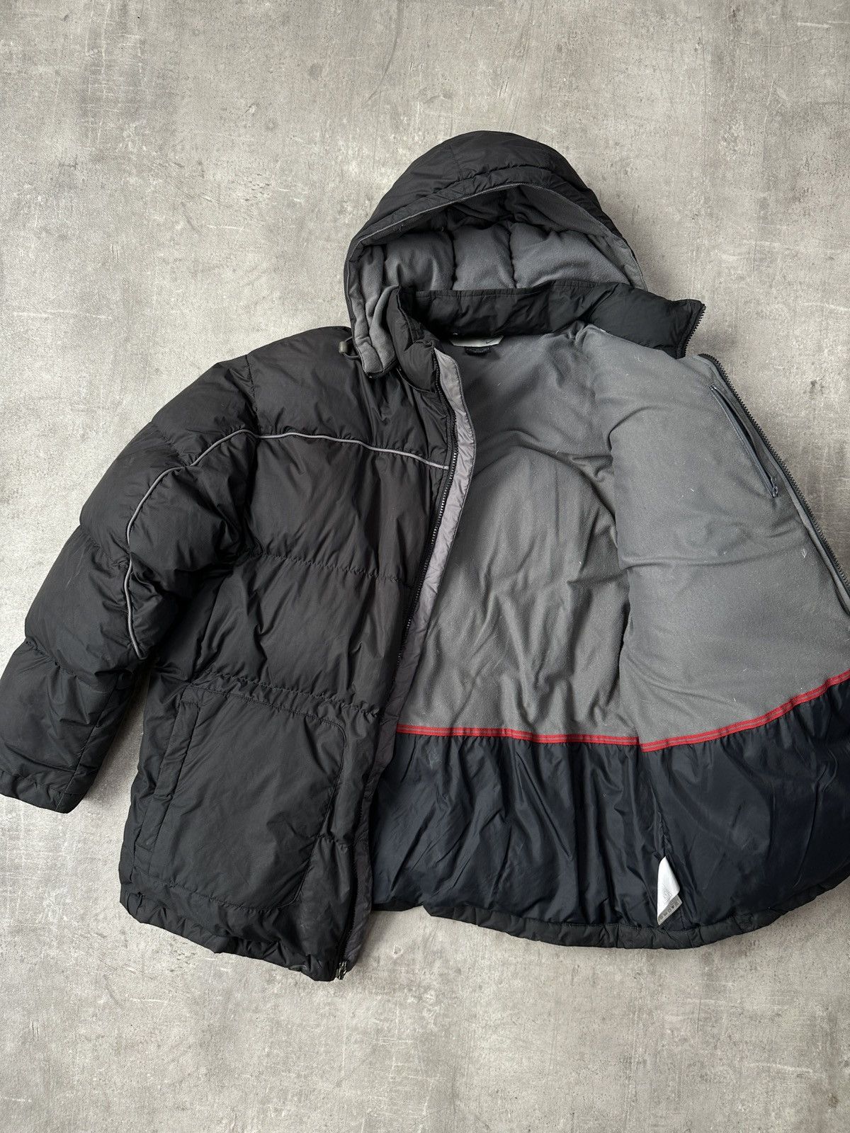 Nike Vintage Nike Goose Down Puffer Jacket Size XL Size US XL / EU 56 / 4 - 8 Thumbnail
