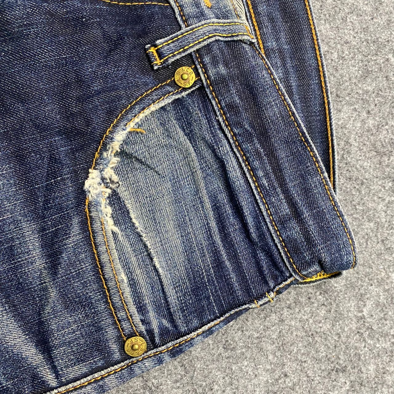 Levi's Vintage Levis 503 Distressed Denim Kurt Cobain Style Size US 32 / EU 48 - 10 Thumbnail