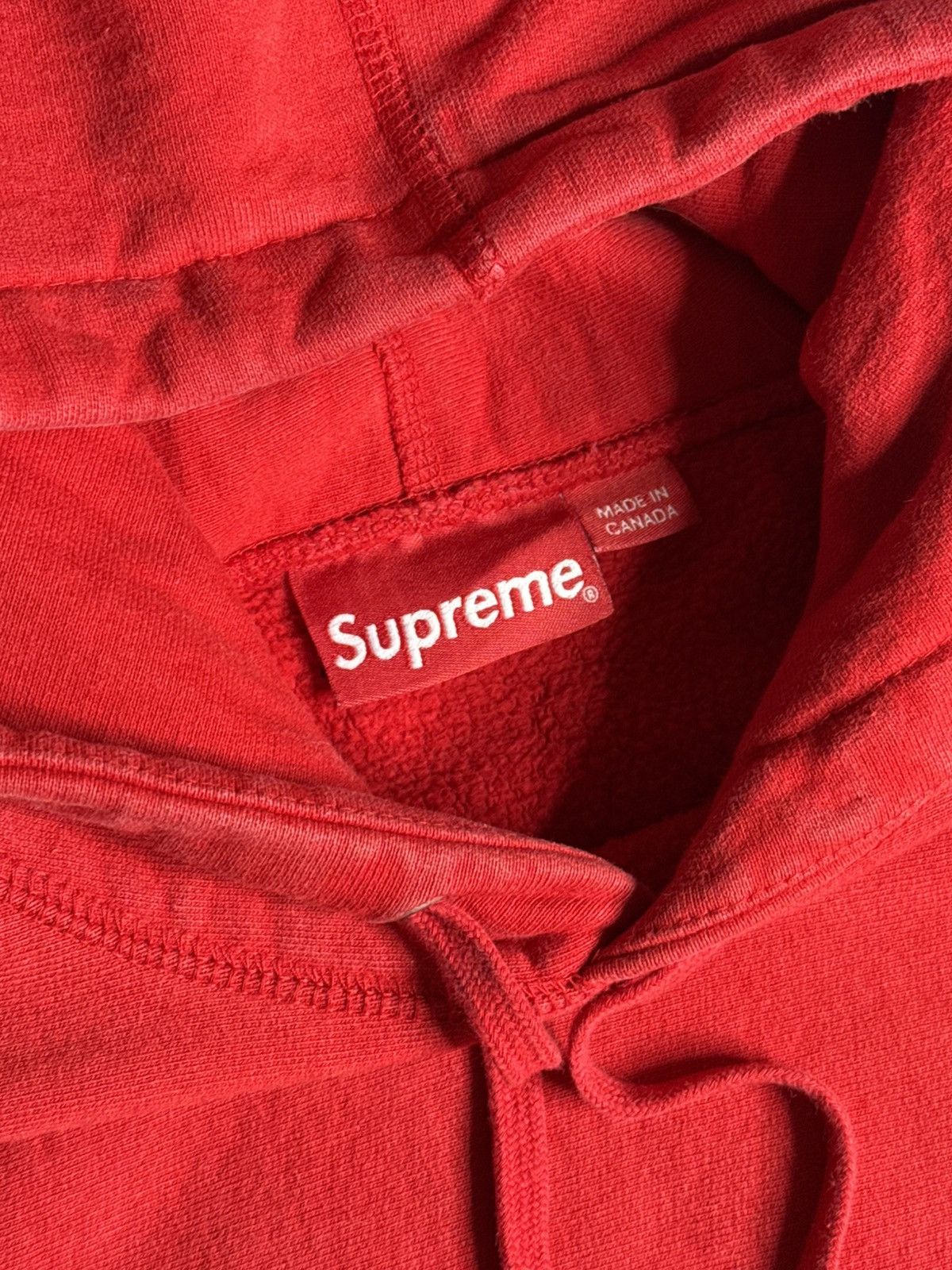 Supreme Supreme Scribble Logo Sweatshirt “Red” [M] PREOWNED Size US M / EU 48-50 / 2 - 5 Thumbnail
