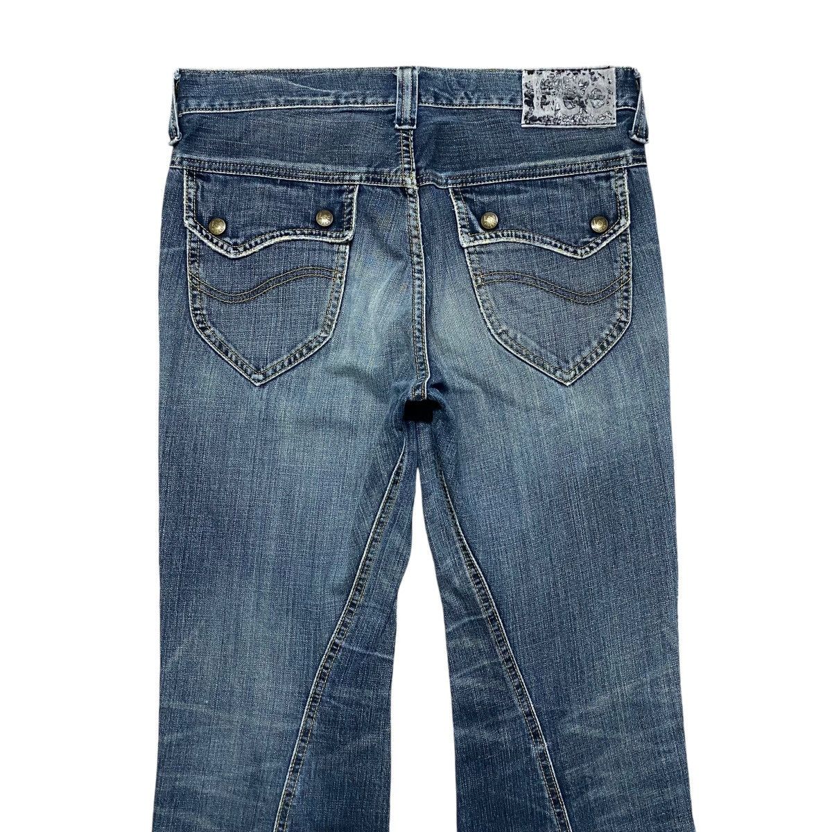 Japanese Brand Vintage Lee Riders Spiral Cut Denim Flare Jeans Size US 32 / EU 48 - 10 Thumbnail