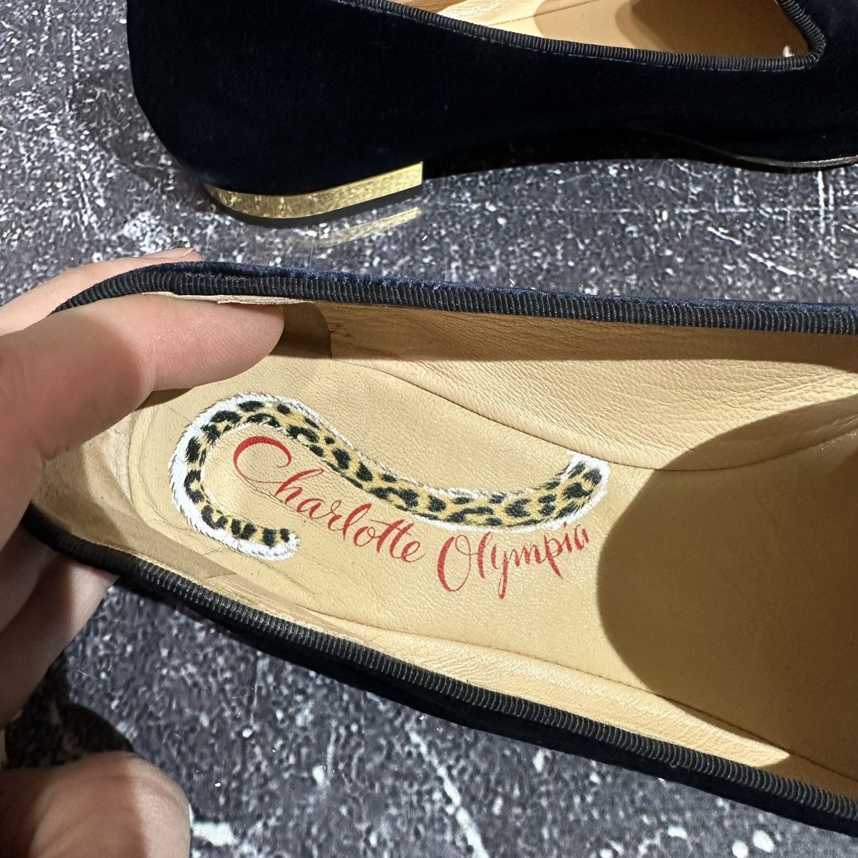 Charlotte Olympia CHARLOTTE OLYMPIA Leo Nocturnal Velvet Flat Loafers 38 eu Size US 8 / IT 38 - 13 Thumbnail