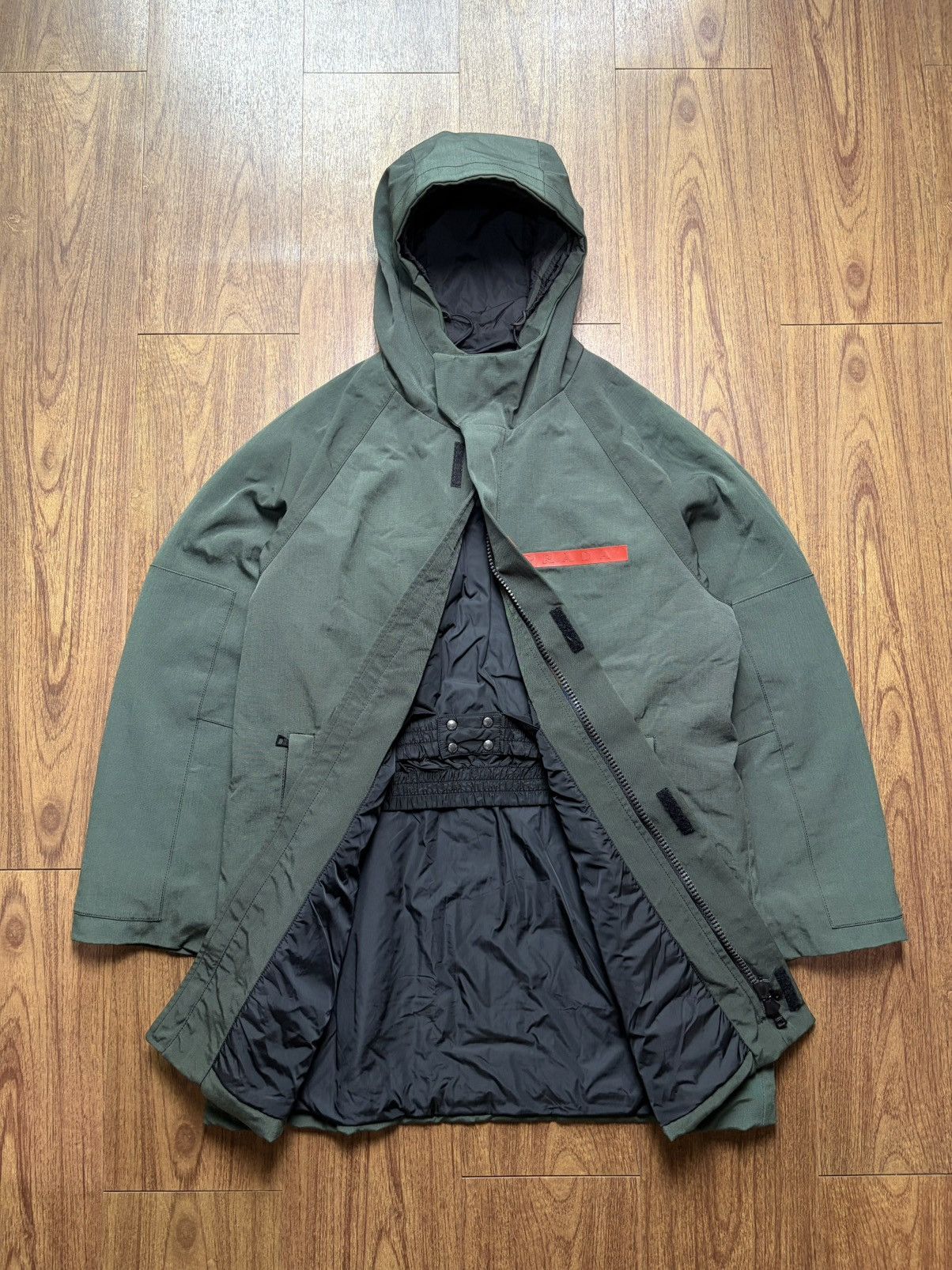 Prada FW00 Prada Sport Big Logo Nylon Padded Ski Coat Jacket Size US M / EU 48-50 / 2 - 5 Thumbnail
