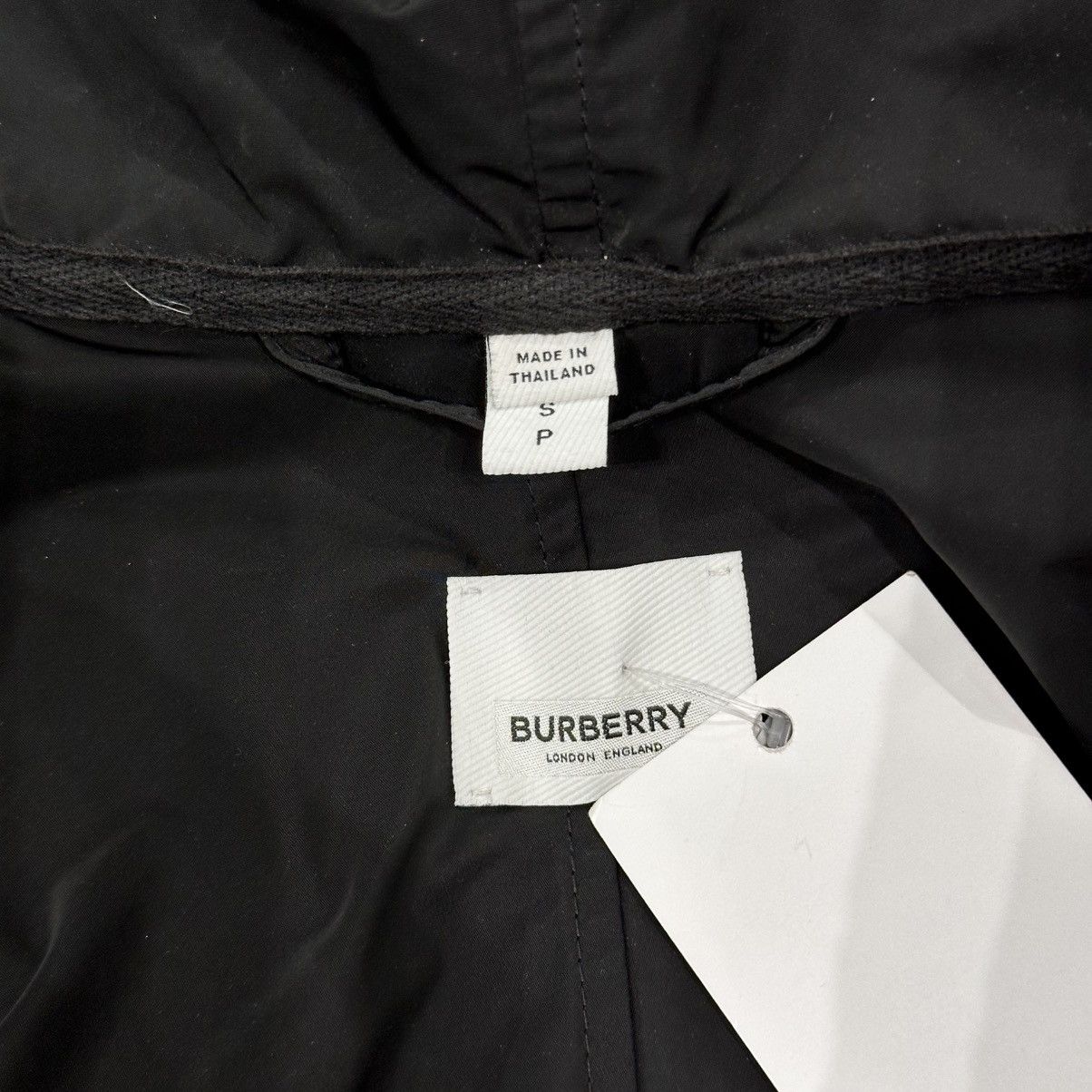 Burberry BURBERRY NYLON NOVA CHECK HOODED WINDBREAKER SMALL Size US S / EU 44-46 / 1 - 6 Thumbnail