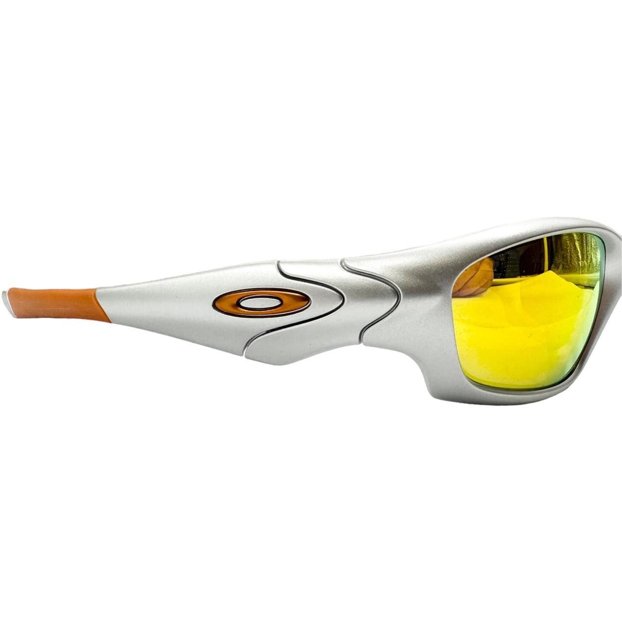 Oakley 2007 Oakley Straight Jacket Silver Fire Iridium Oakley 2007 Oakley Straight Jacket Silver Fire Iridium