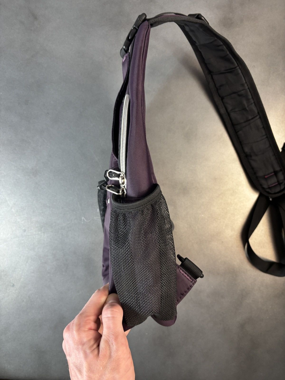 Vintage 2000s Vintage Nylon Crossbody Messenger Plum Purple Prada Size ONE SIZE - 15 Thumbnail