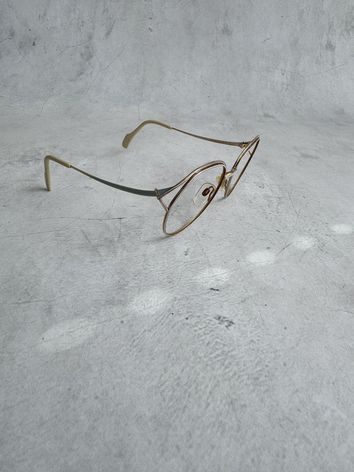 Vintage Metzler Vintage Eyeglasses Frame Gold Geometric Oversize Size ONE SIZE - 3 Thumbnail