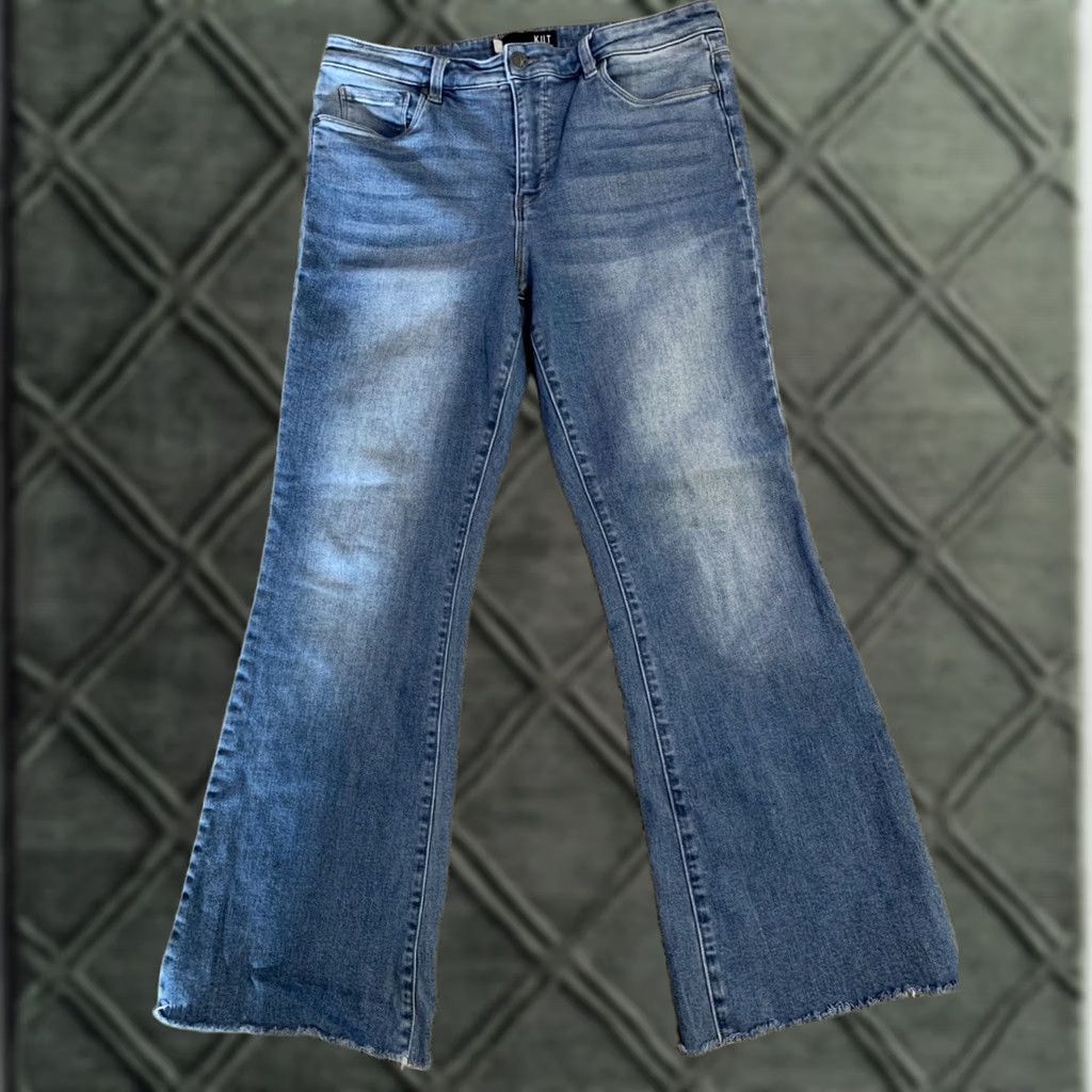 Vintage KUT from the Kloth Jeans Flared Regular Women 12 Blue Denim 34x30 High Rise Stretch Pockets 5 Pockets Modern Designer Size 34" / US 12 / IT 48 - 1 Thumbnail
