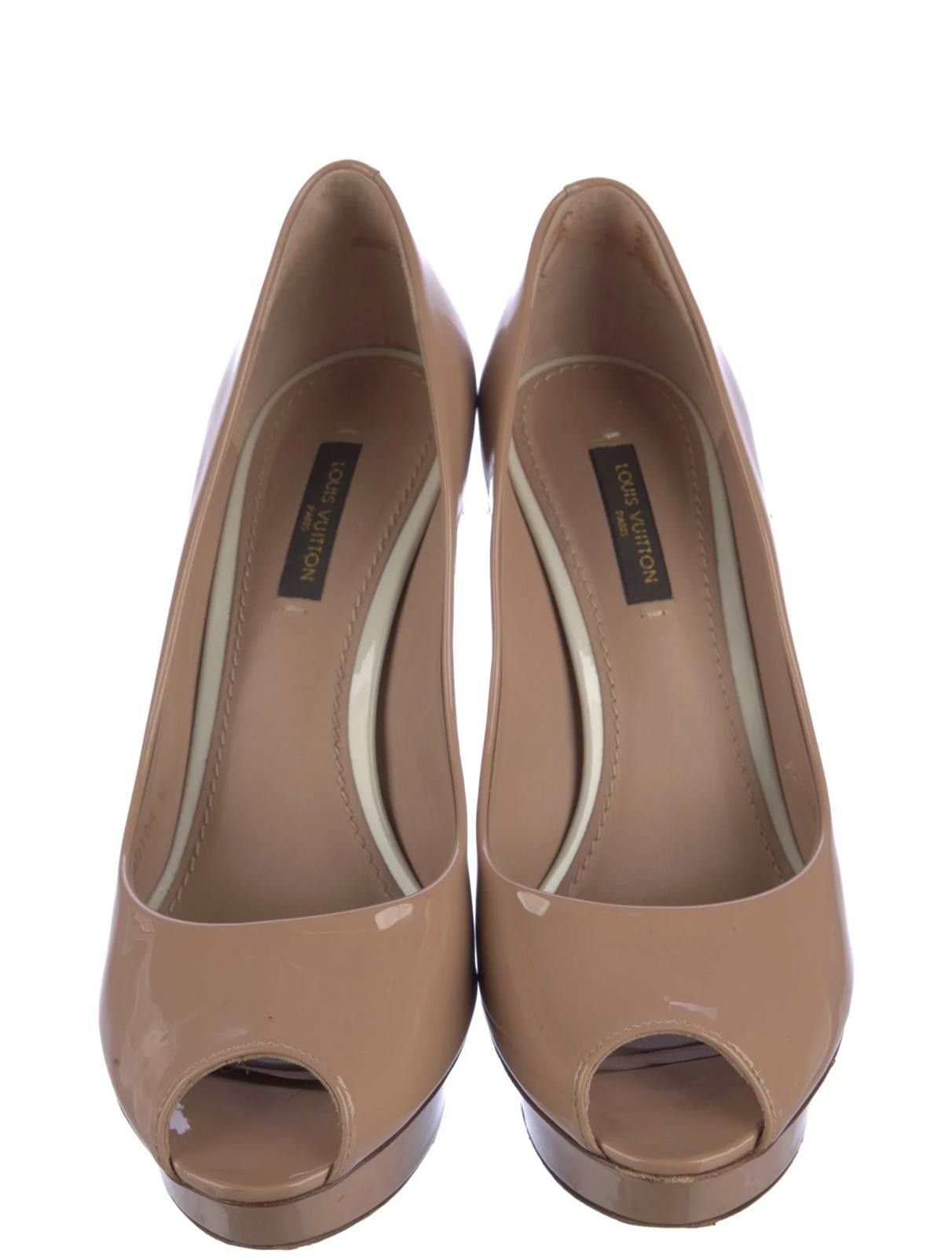 Louis Vuitton Louis Vuitton Cream Patent Leather Pumps US5 EU36 Size US 5 / IT 35 - 3 Thumbnail
