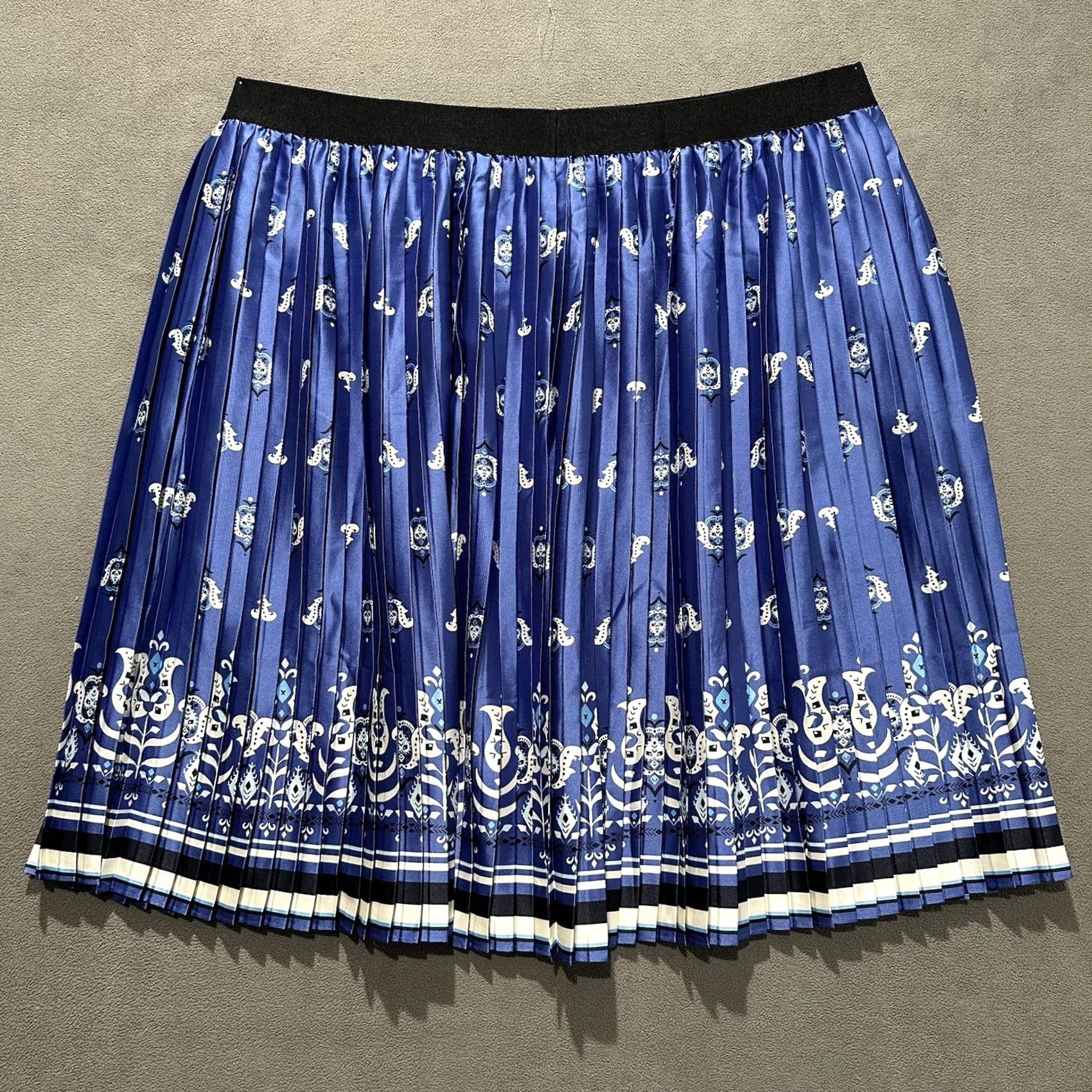 Vintage NWT Lane Bryant Pleated Skirt Womens Size 28 Blue Floral Printed Size 28" / US 6 / IT 42 - 2 Thumbnail