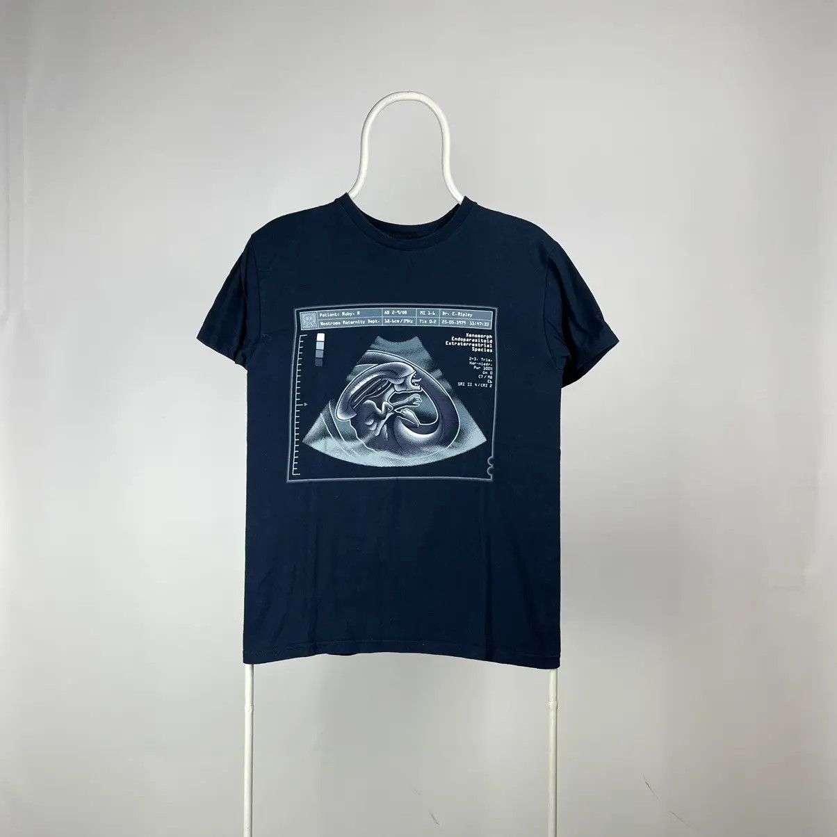 Band Tees Movie alien T-shirt band tee size Small Size US S / EU 44-46 / 1 - 1 Thumbnail