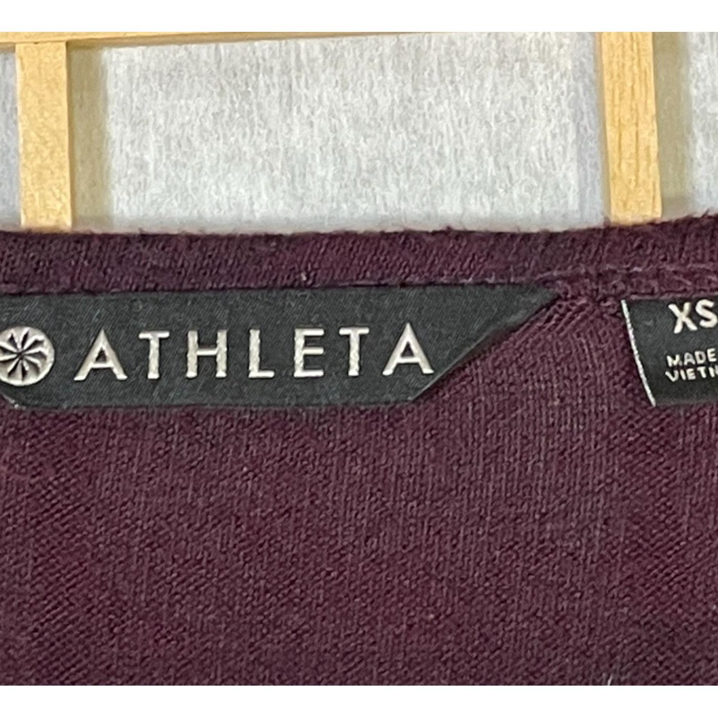 Athleta Athleta XS Maroon/Black Top Size XS / US 0-2 / IT 36-38 - 4 Thumbnail