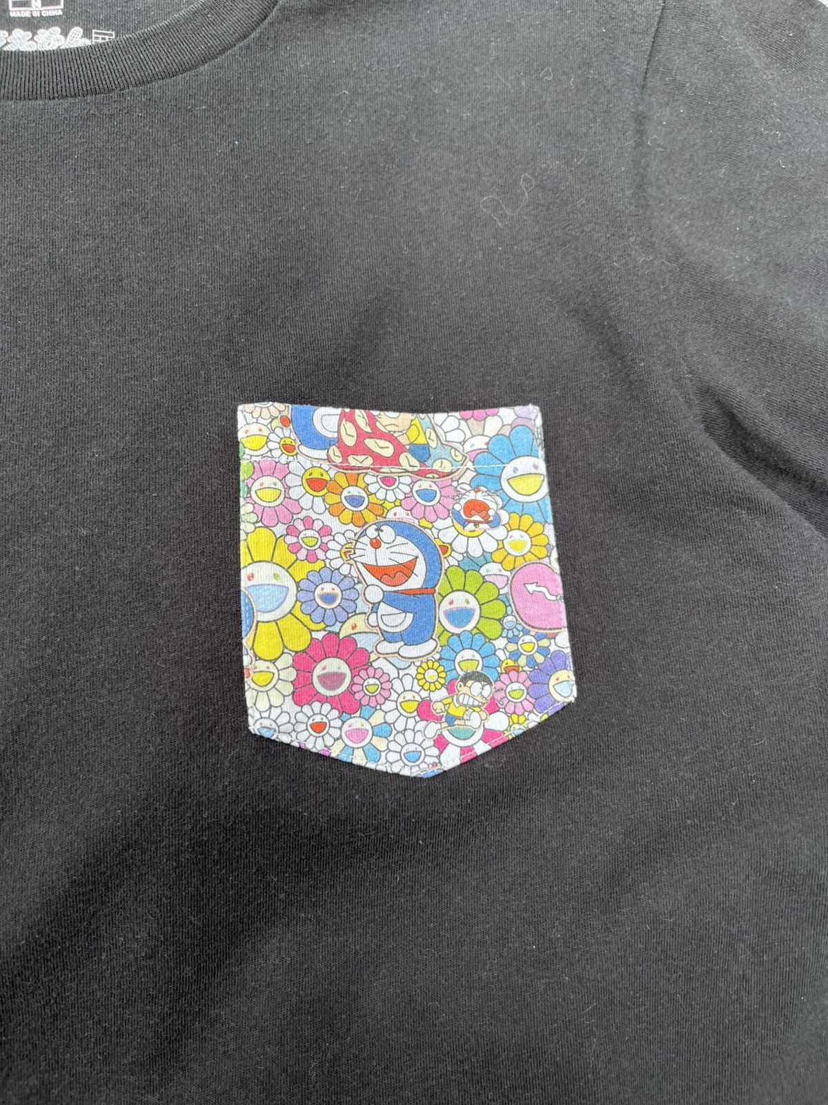 Takashi Murakami × Uniqlo Uniqlo X Takashi Murakami pocket tee floral Doreamon t-shirt Size US M / EU 48-50 / 2 - 8 Thumbnail