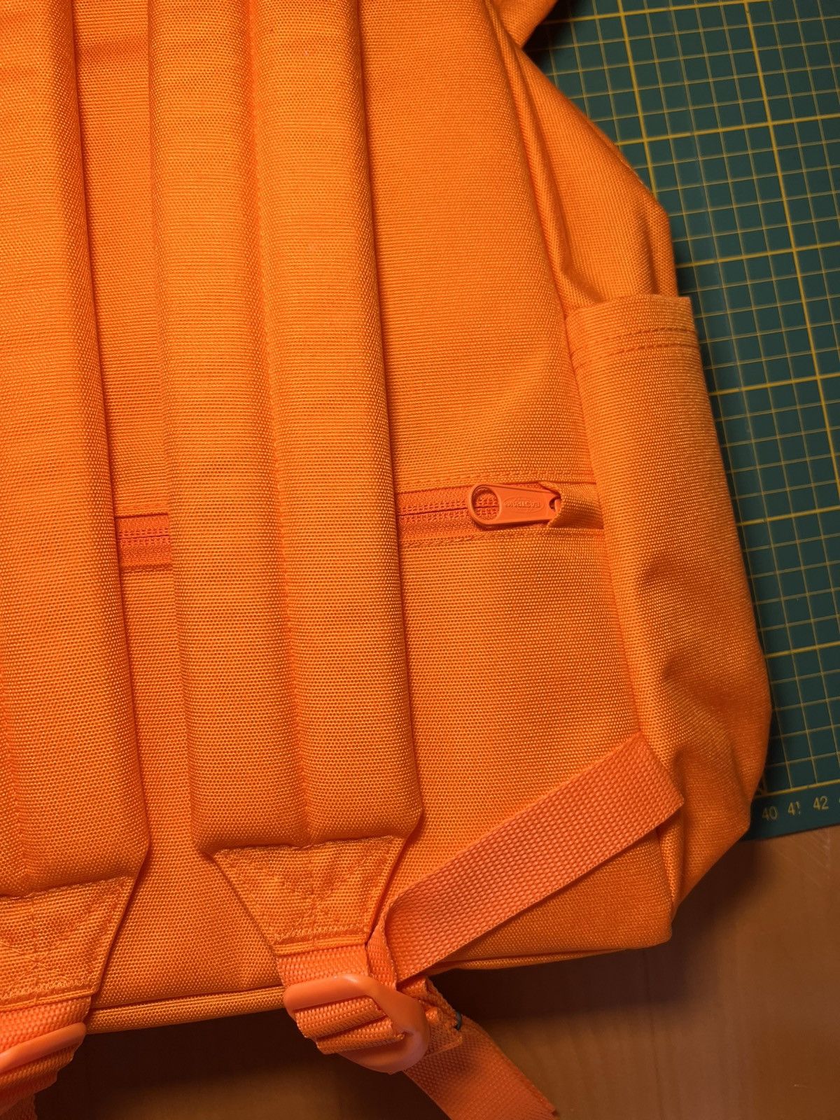 Eastpak × Walter Van Beirendonck WALTER VAN BEIRENDONCK x EASTPAK WALTER PAK'R ORANGE SS26 Size ONE SIZE - 13 Thumbnail