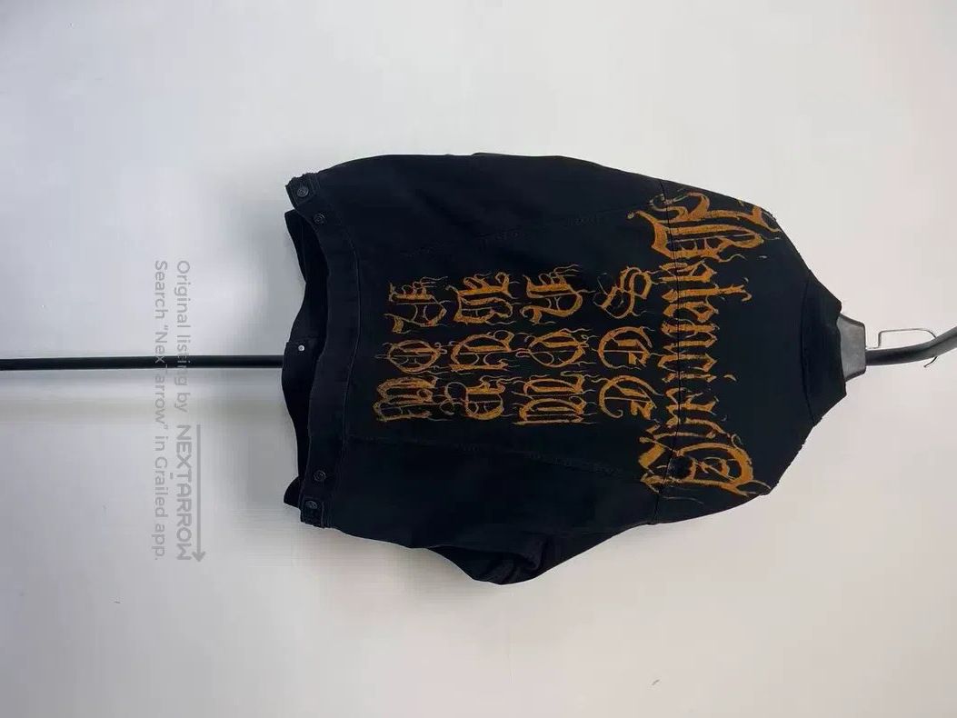 Balenciaga Balenciaga Letter Print Collar Long Sleeve Denim Jacket Size US S / EU 44-46 / 1 - 1 Thumbnail