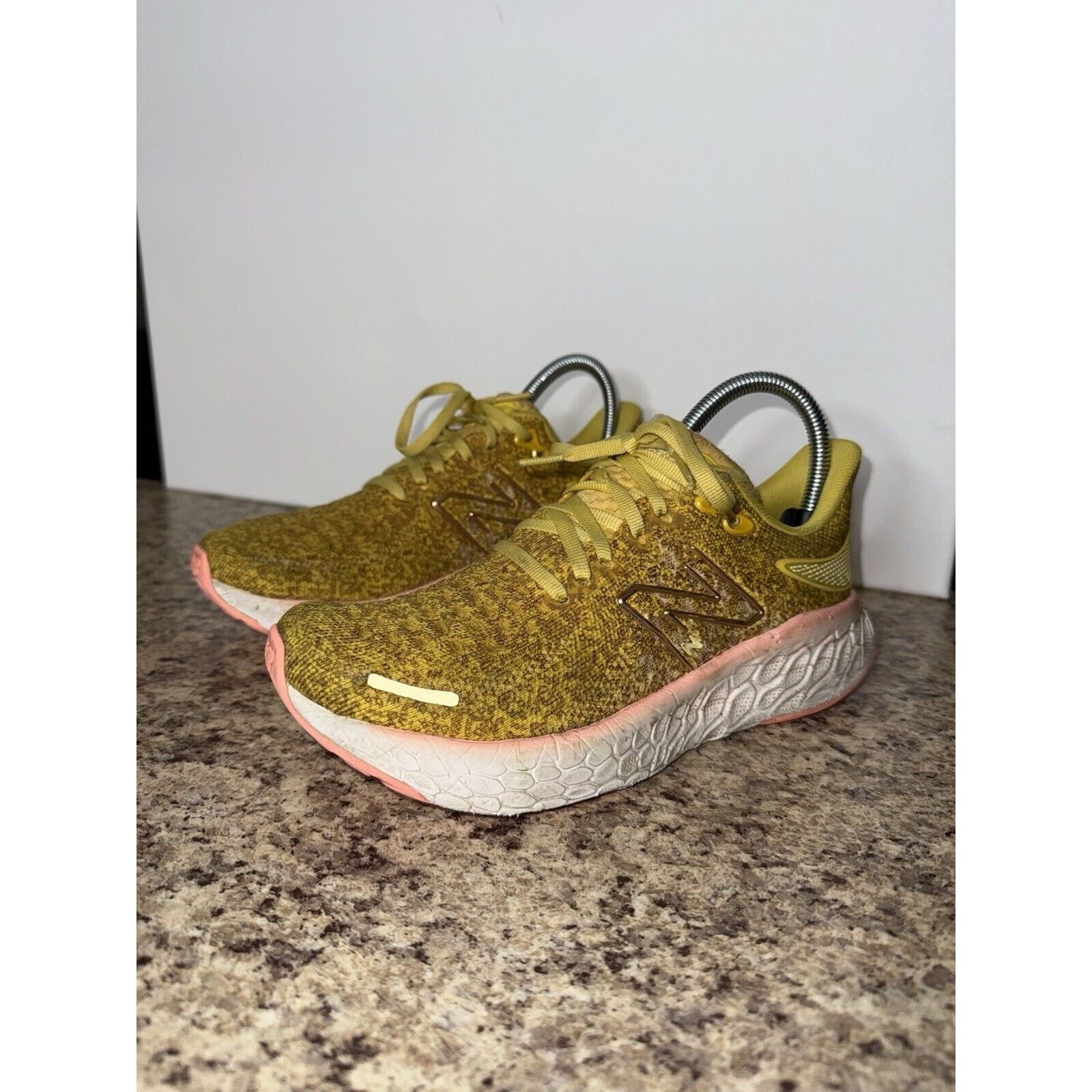 New Balance New Balance Fresh Foam X 1080v12 Women's Running Shoes 6.5 Size US 6.5 / IT 36.5 - 1 Thumbnail
