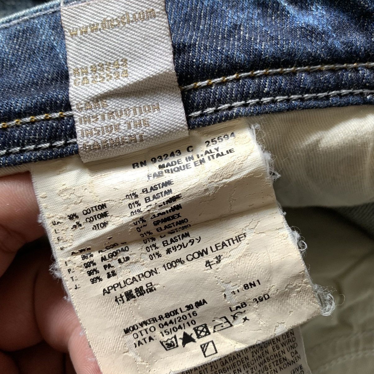 Diesel Diesel Viker R-Box Distressed Jeans Faded Ifsix Lgb Style Size US 32 / EU 48 - 13 Thumbnail