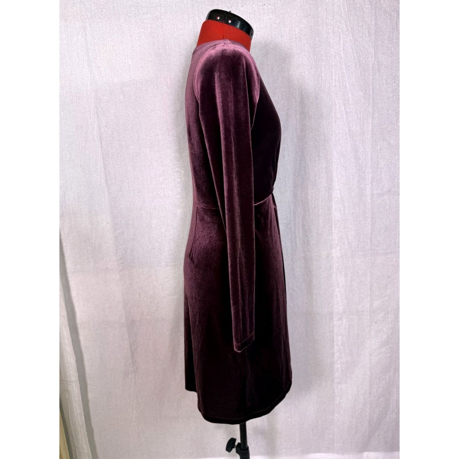 Loft LOFT Dress Womens XS Purple Velvet Wrap Women Elastic Waist Long Sleeve neck Stretch D493 Size XS / US 0-2 / IT 36-38 - 6 Thumbnail