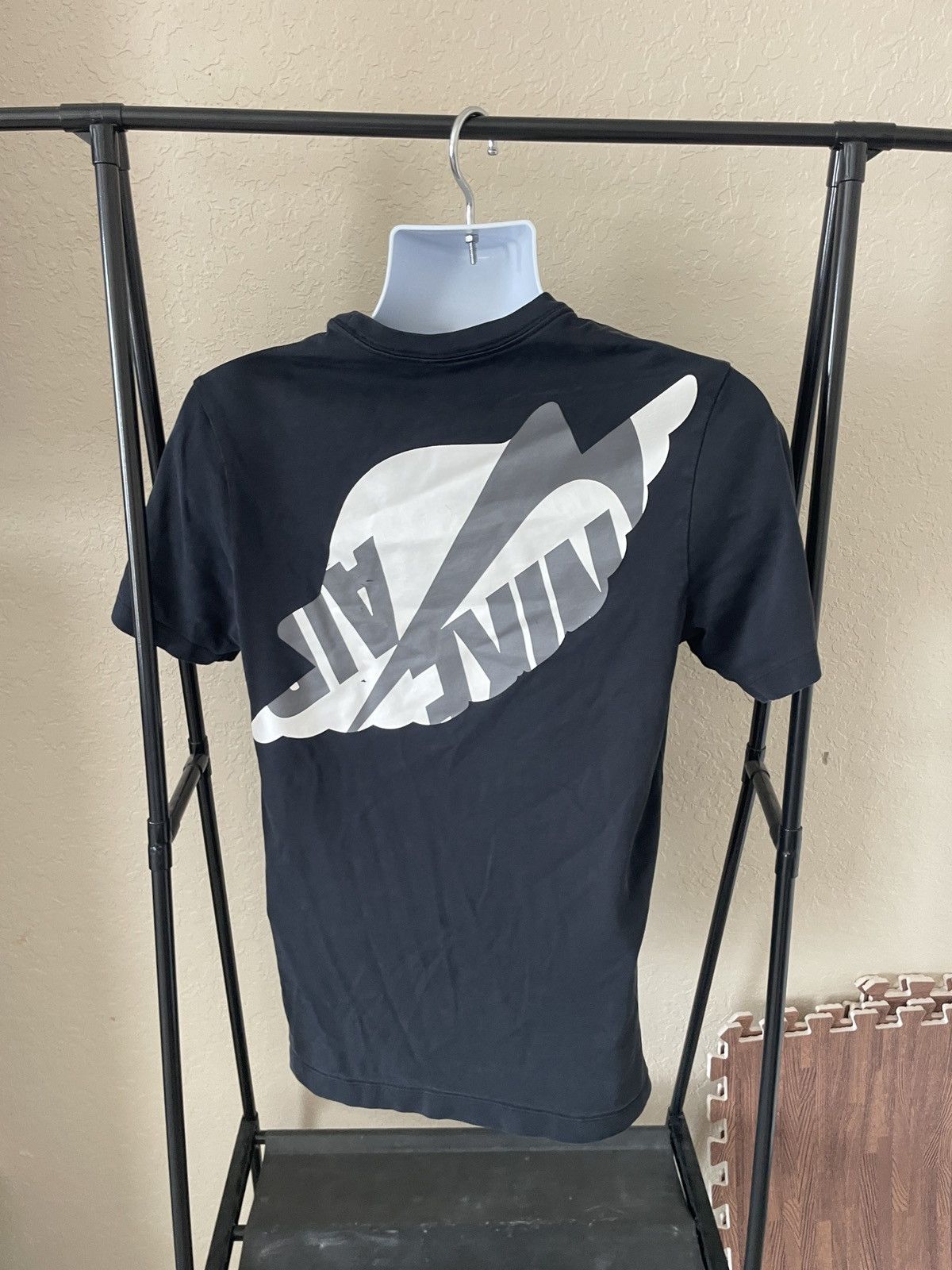 Jordan Brand Jordan Upside Down Nike Graphic tee Size US S / EU 44-46 / 1 - 2 Thumbnail