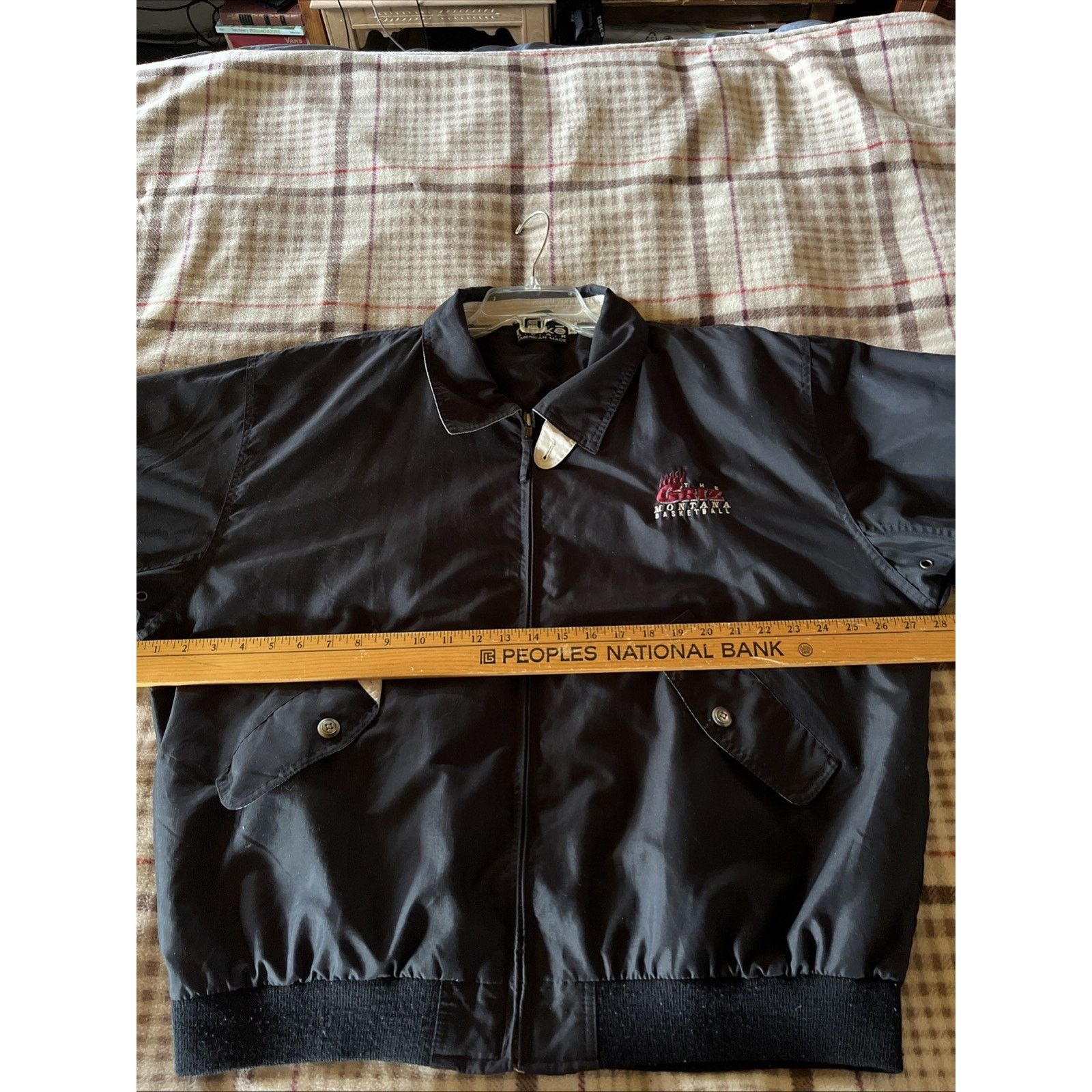 Other Rockē Gear Mens XL Black Jacket The Griz Montana Basketball Size US XL / EU 56 / 4 - 5 Thumbnail