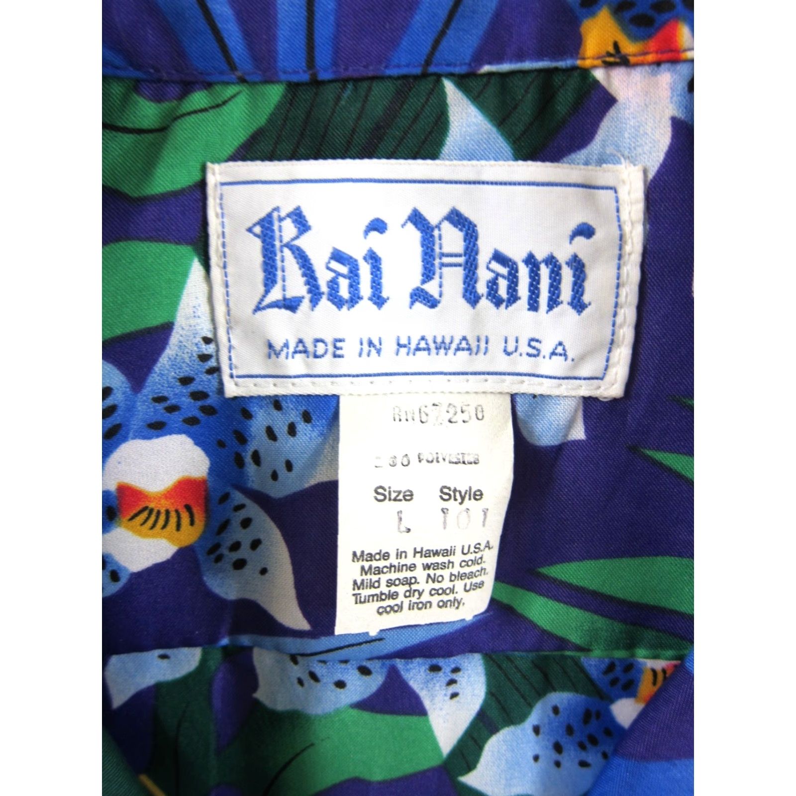 Vintage VINTAGE Kai Nani Blue Pink Green Bird Tropical Short Sleeve Hawaiian Shirt Men L Size US L / EU 52-54 / 3 - 3 Thumbnail