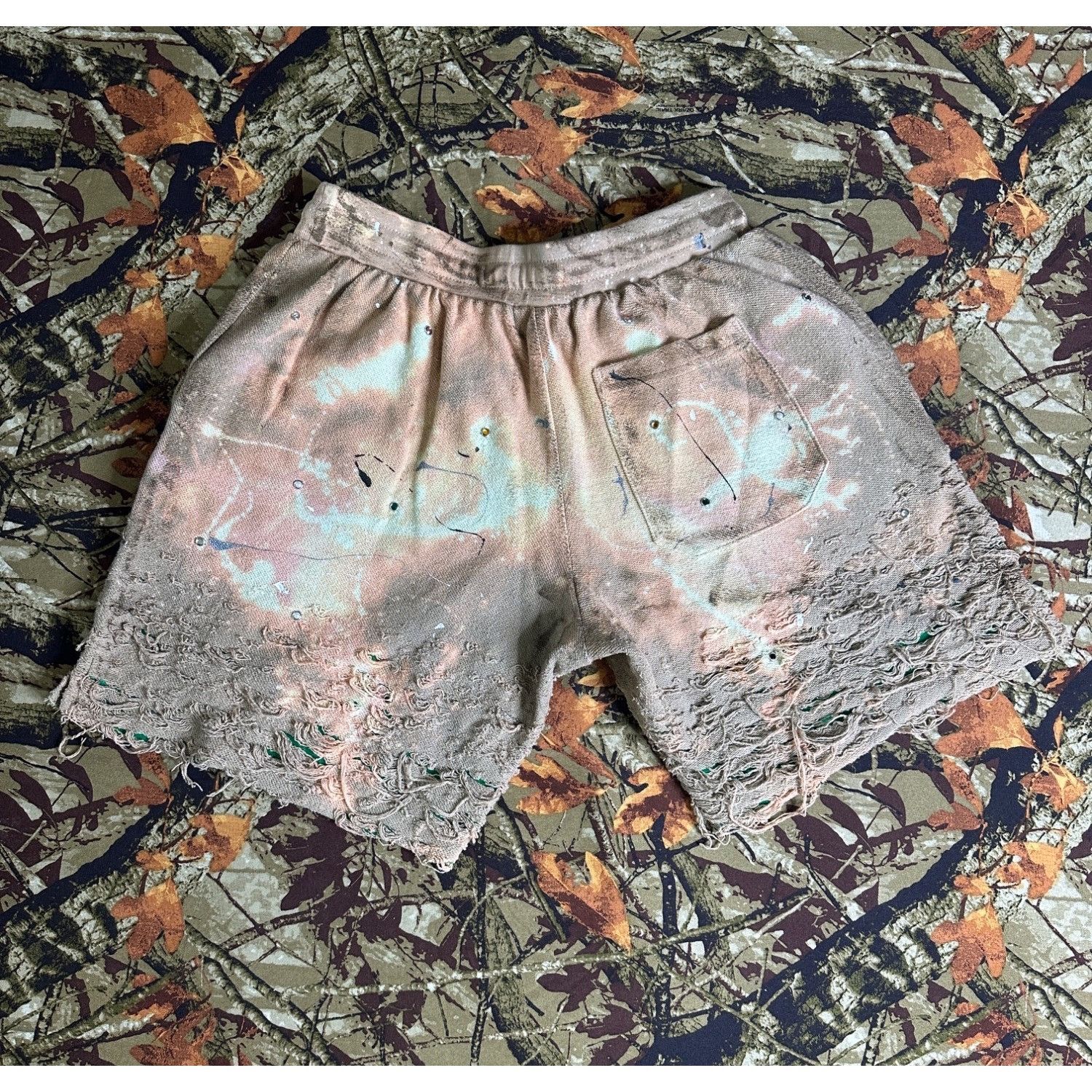Handmade × John Elliott DRO Lab Custom 1/1 ART x John Elliott Reverse Burn Out Dist Size US 30 / EU 46 - 10 Thumbnail