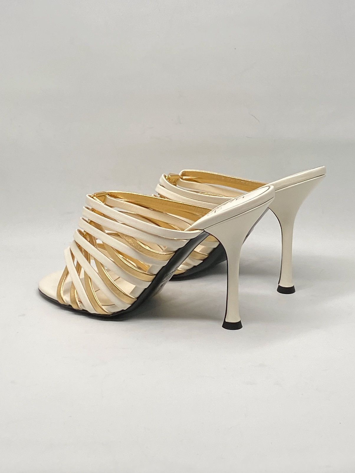 Valentino Valentino Garavani Rockstud Strappy Sandals Size 36 Size US 6 / IT 36 - 11 Thumbnail