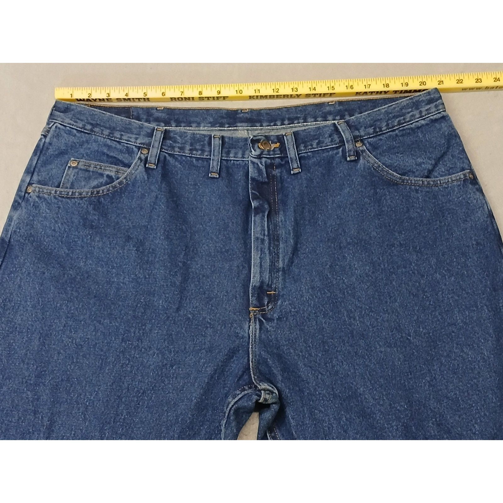 Wrangler Wranlger (44x29) Men's Relaxed Straight Leg Blue Denim Jeans Size US 44 / EU 60 - 3 Thumbnail