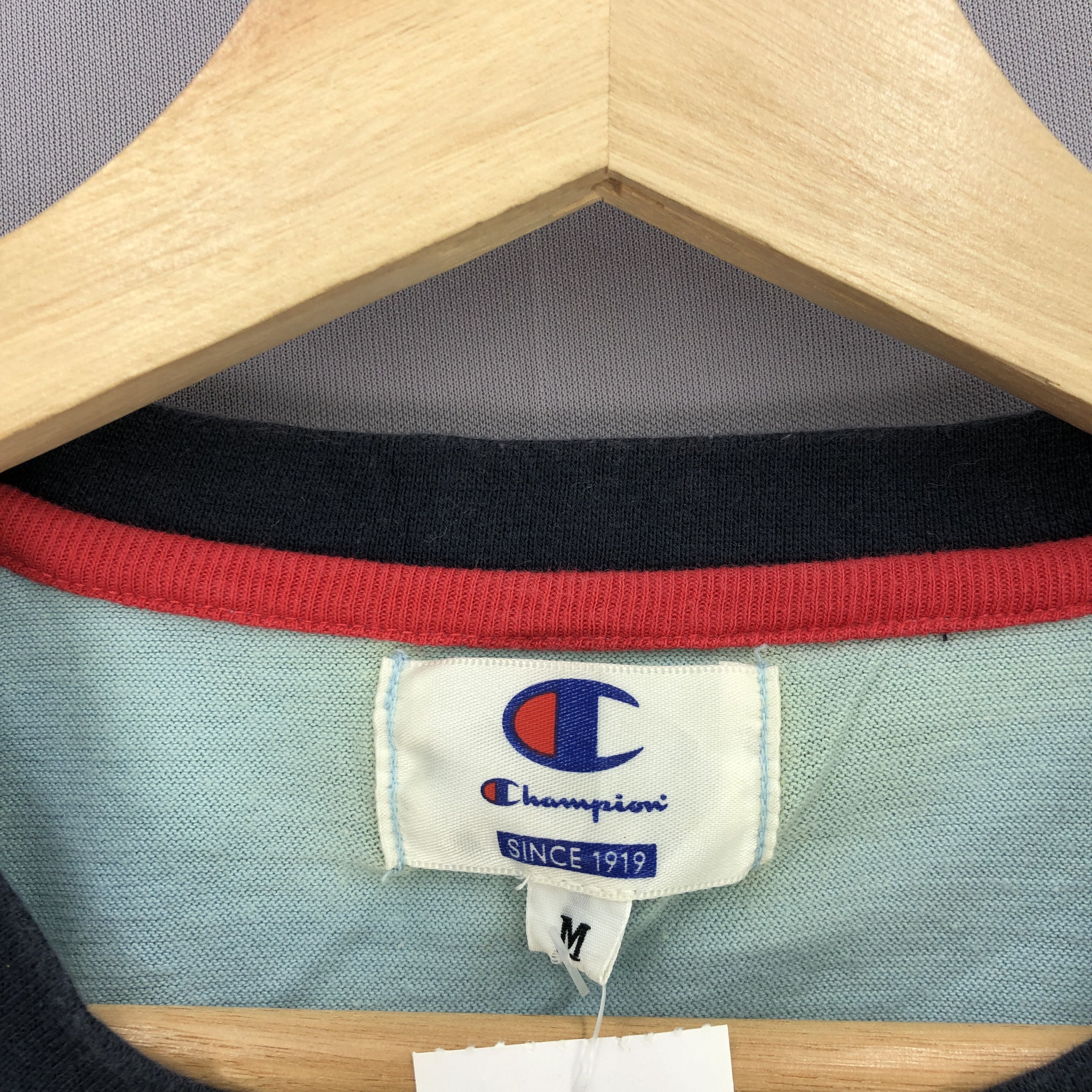 Champion Vintage 90s Champion Tshirt Champion Crewneck Tees Size US L / EU 52-54 / 3 - 3 Thumbnail