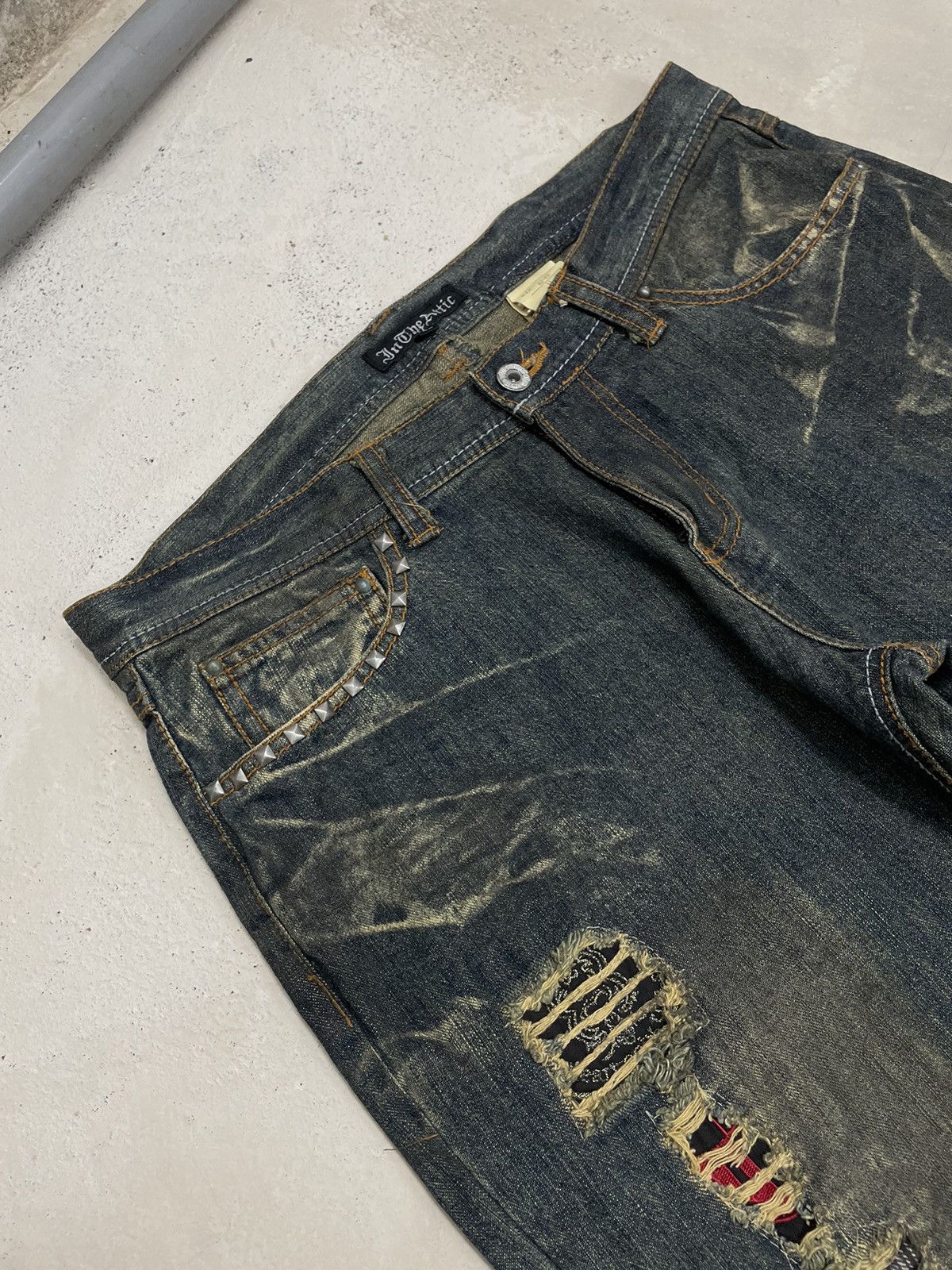 20471120 In the Attic Crazy Muddy Distressed Stud Japan Punk Denim Size US 32 / EU 48 - 3 Thumbnail