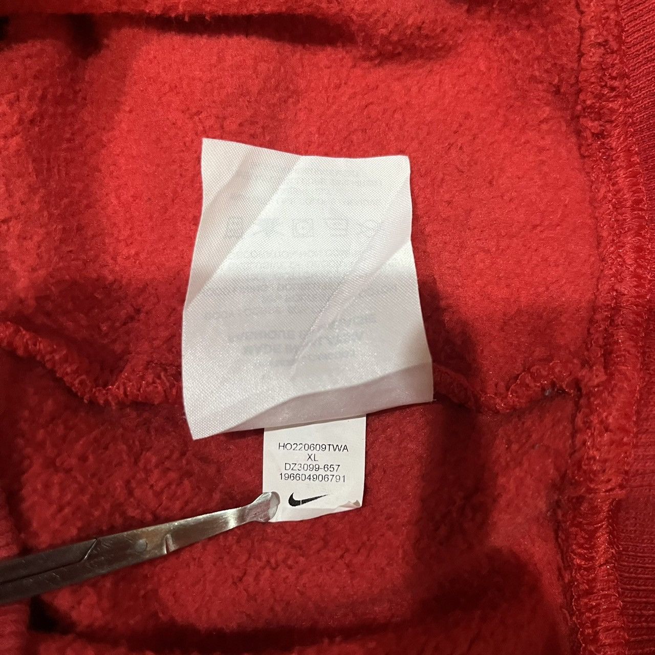 Nike Nike Center Swoosh Boxy Hoodie Womens Red Size XL / US 12-14 / IT 48-50 - 11 Thumbnail